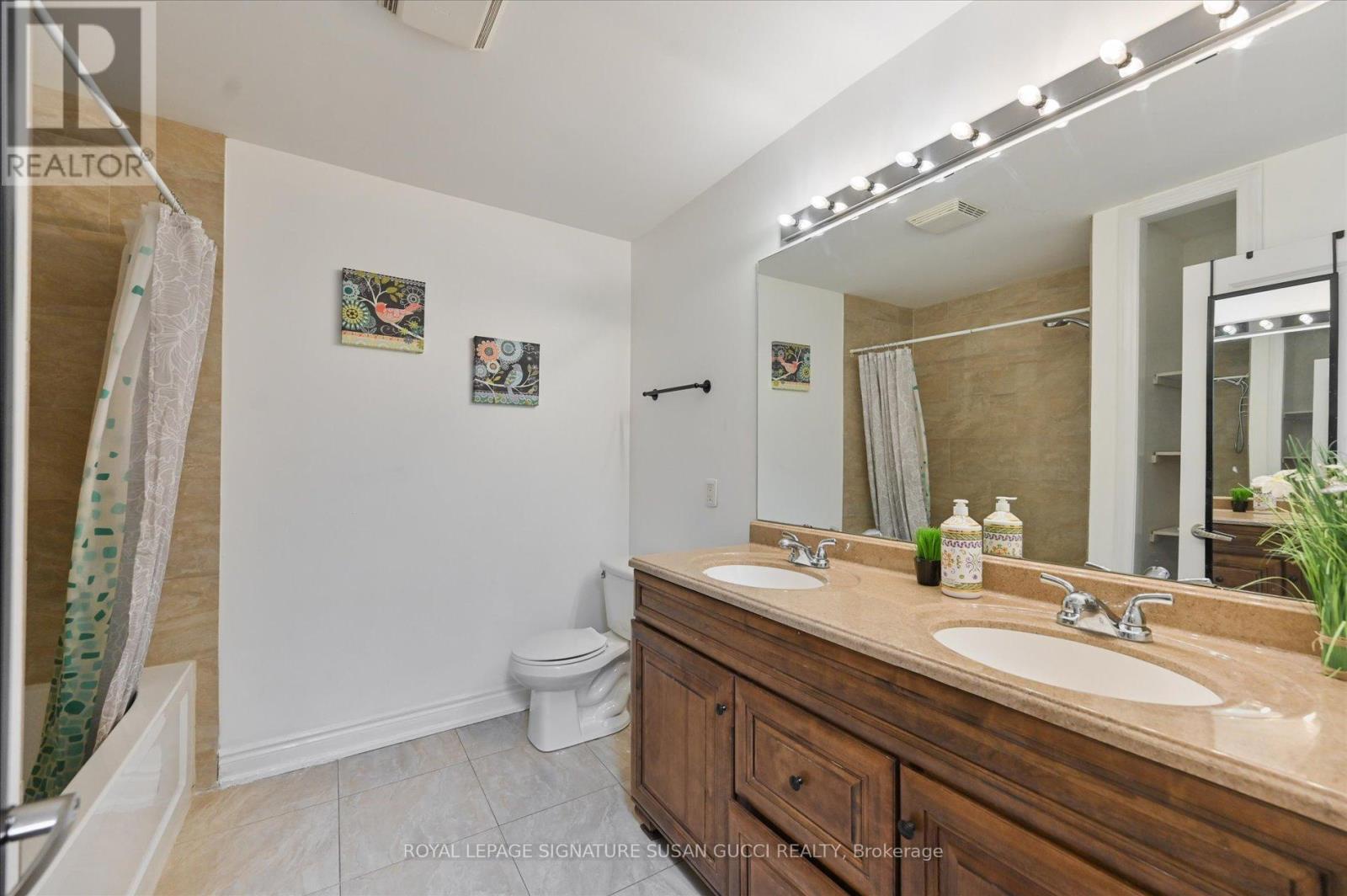838 Sammon Avenue, Toronto (danforth Village-east York), Ontario