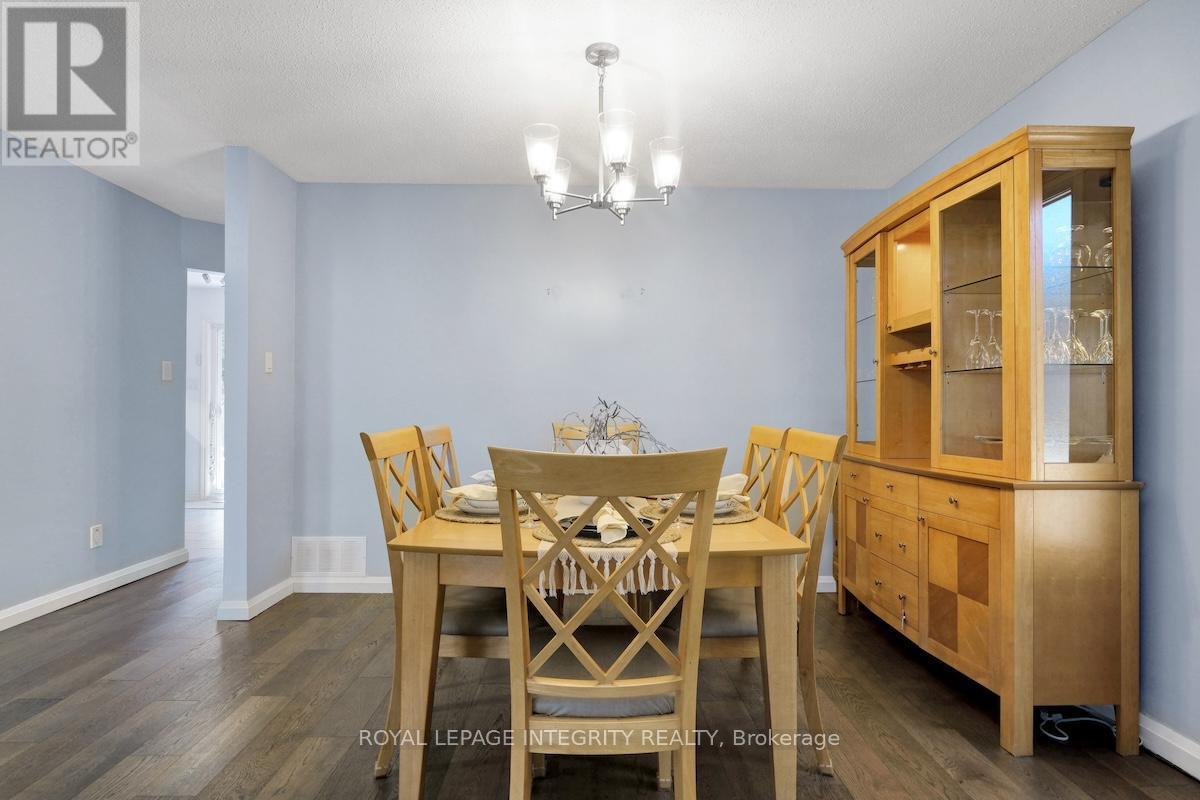 1575 Des Grives Crescent, Ottawa, Ontario