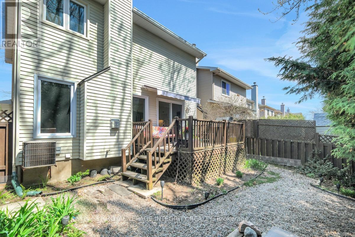 1575 Des Grives Crescent, Ottawa, Ontario