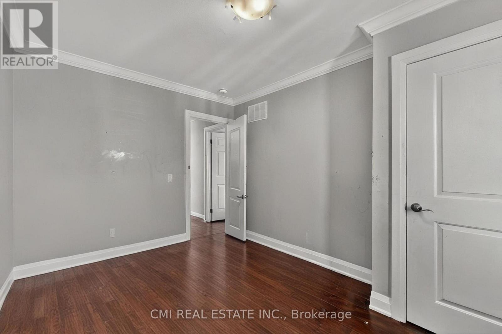 20 Jeavons Avenue, Toronto (clairlea-birchmount), Ontario