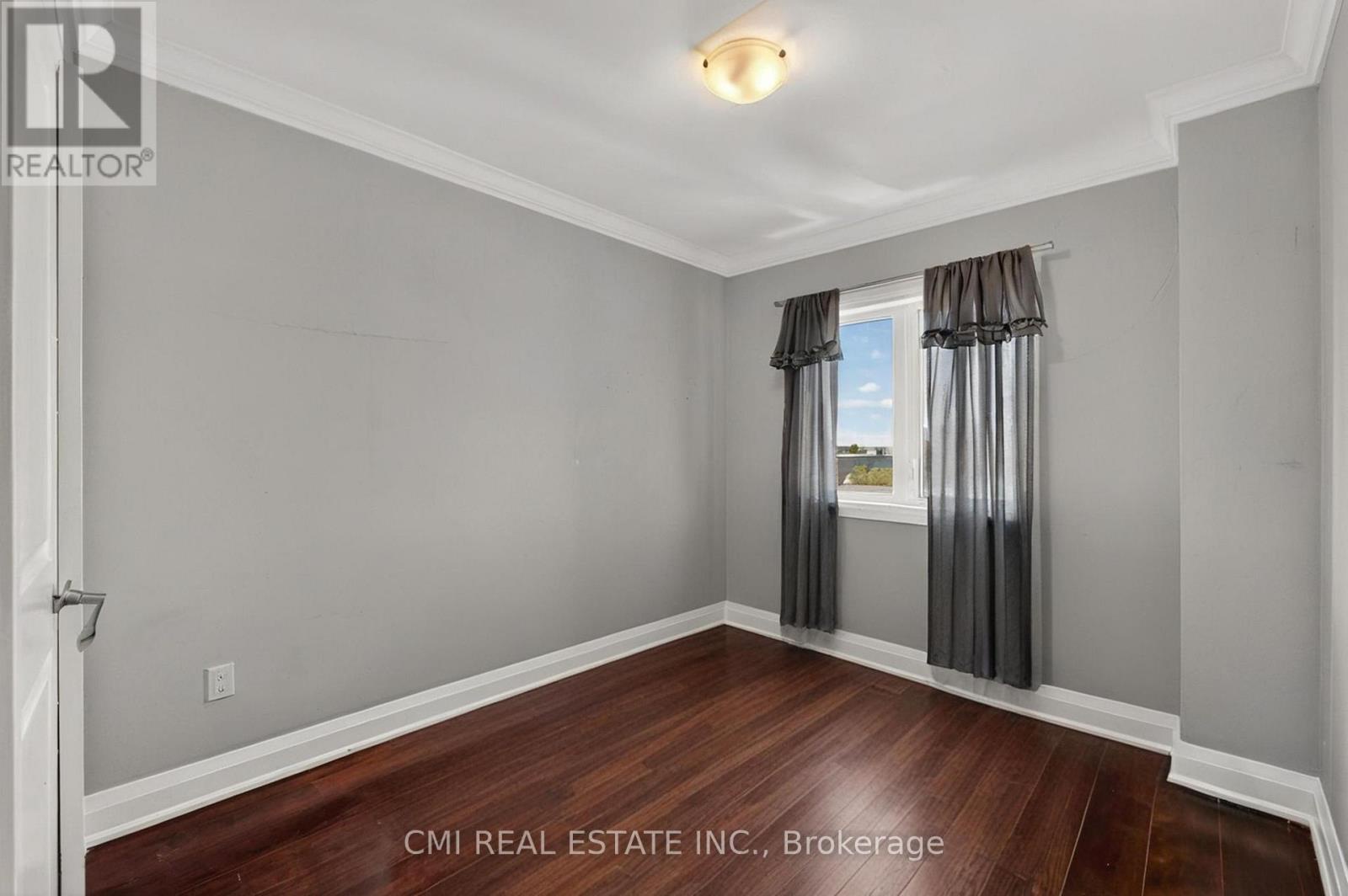 20 Jeavons Avenue, Toronto (clairlea-birchmount), Ontario