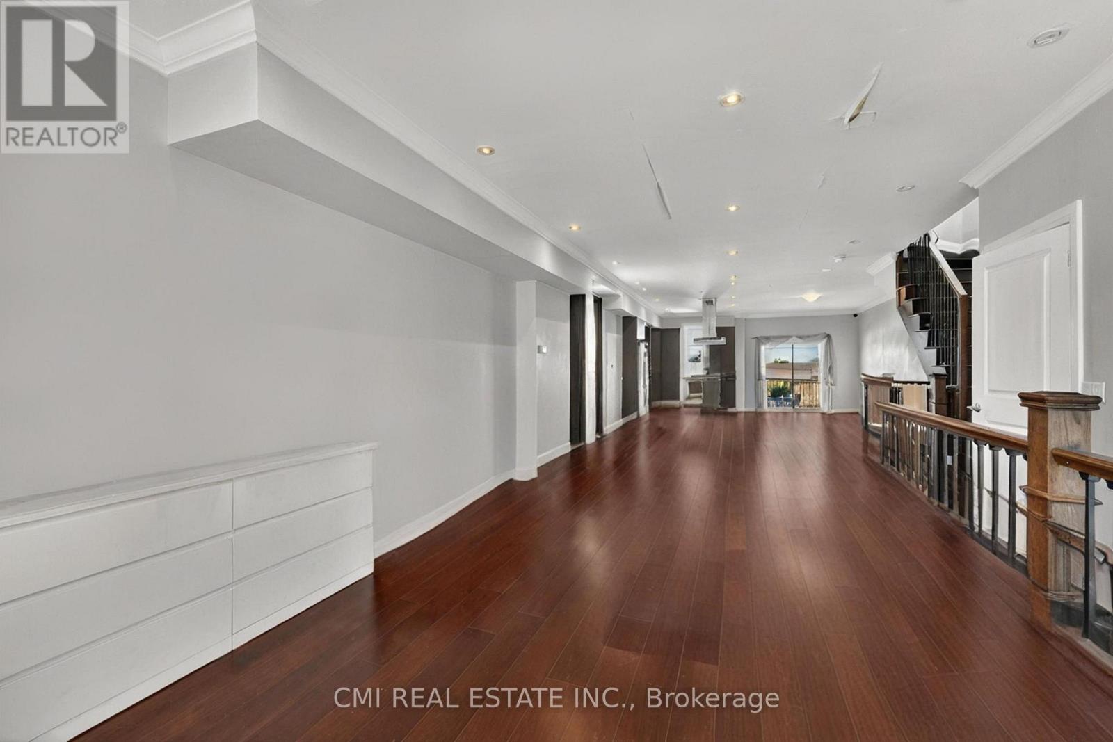 20 Jeavons Avenue, Toronto (clairlea-birchmount), Ontario