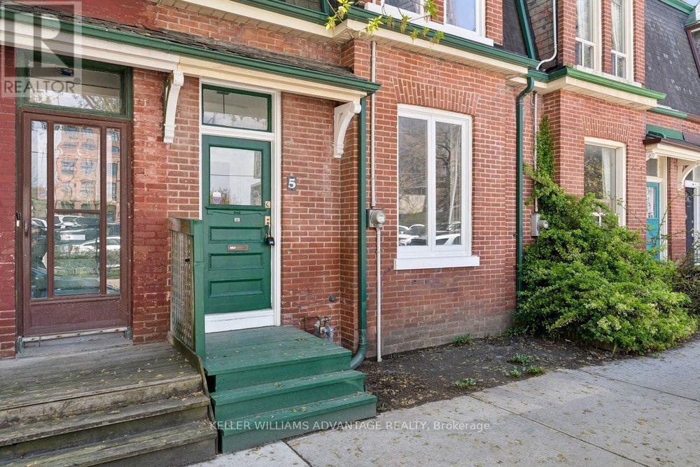 5 Mark Street, Toronto (regent Park), Ontario
