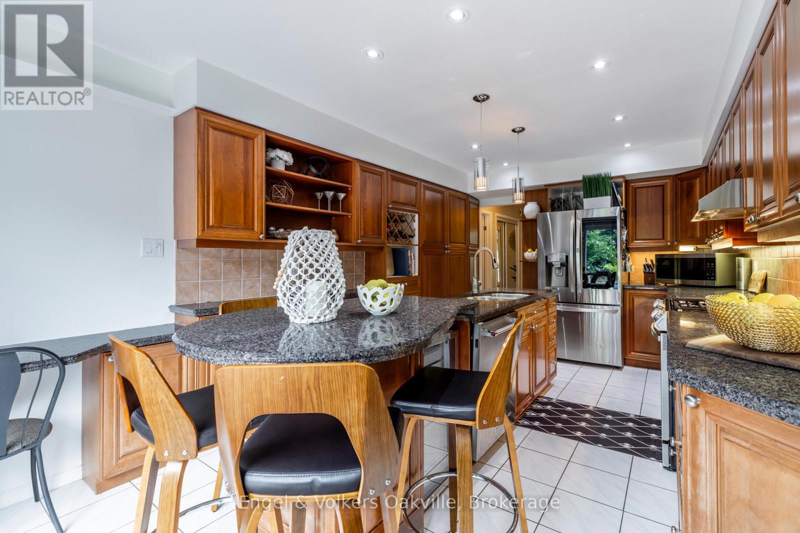 1181 Grange Road, Oakville (fa Falgarwood), Ontario
