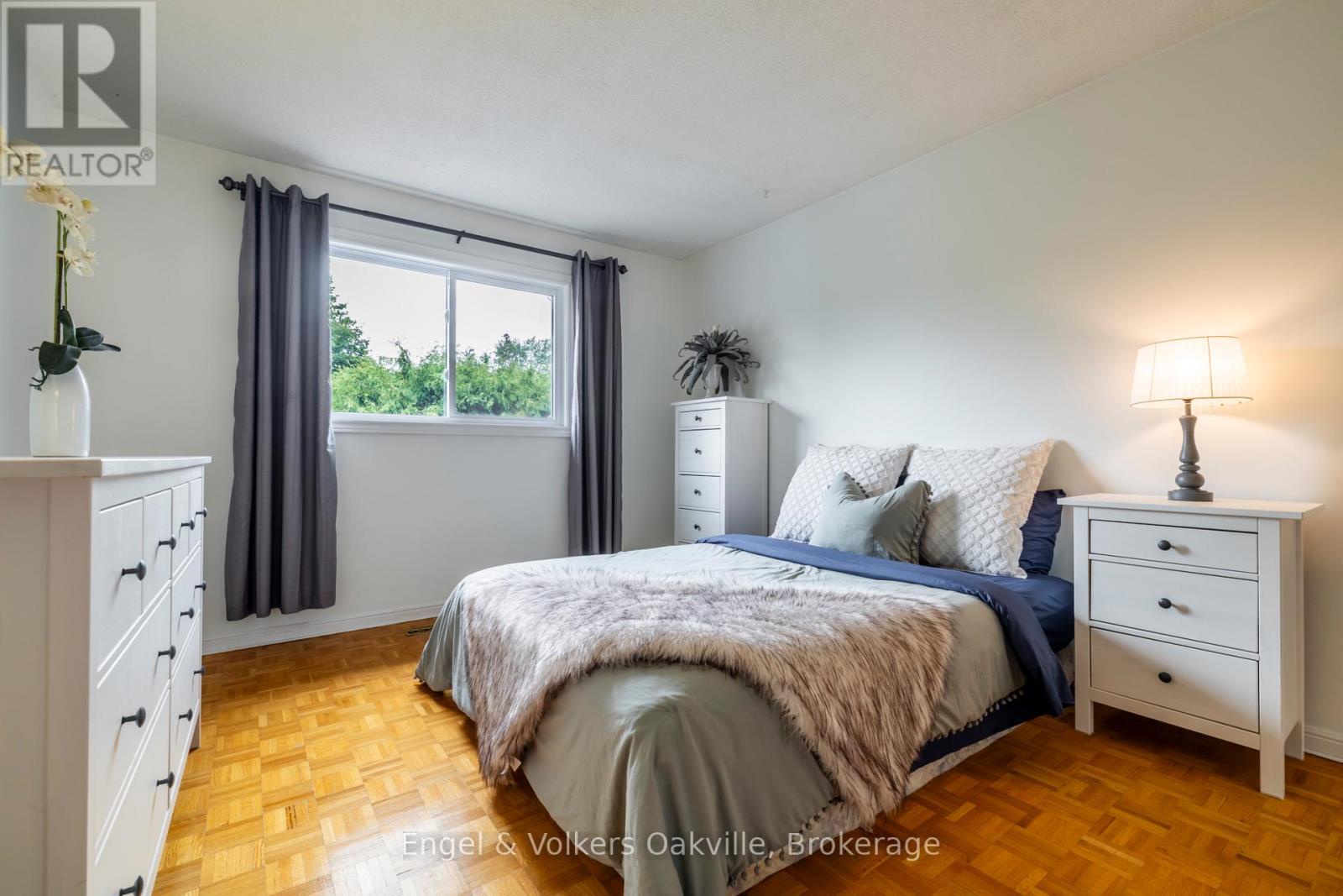 1181 Grange Road, Oakville (fa Falgarwood), Ontario