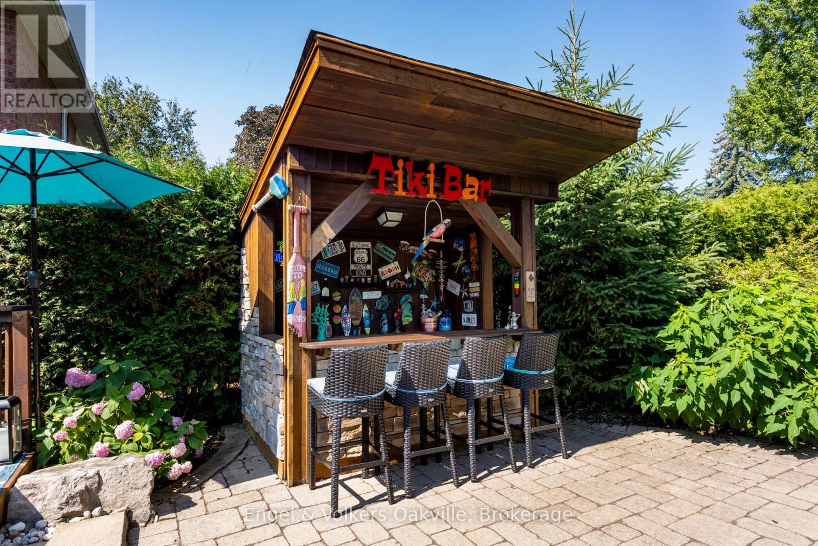 1181 Grange Road, Oakville (fa Falgarwood), Ontario