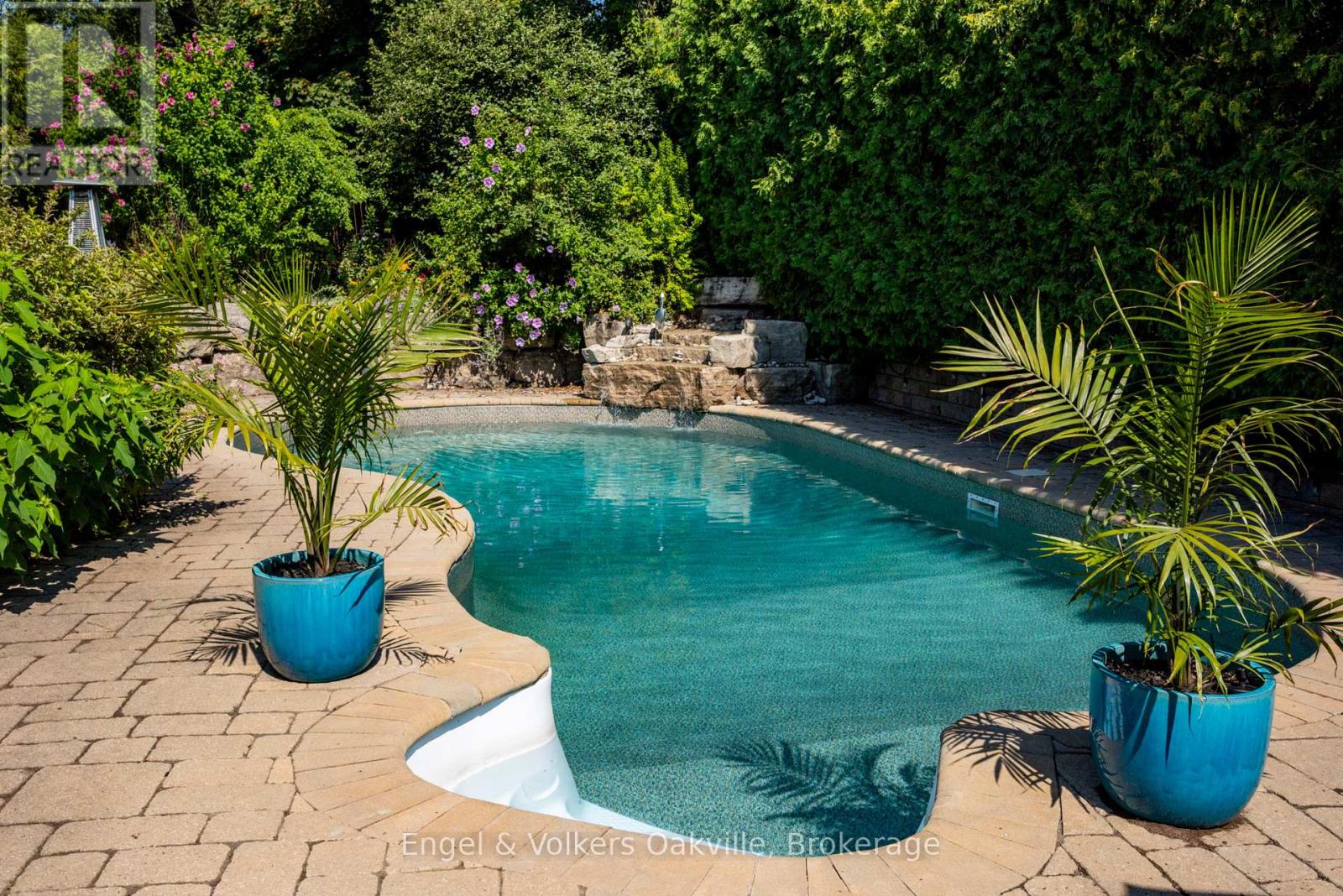 1181 Grange Road, Oakville (fa Falgarwood), Ontario