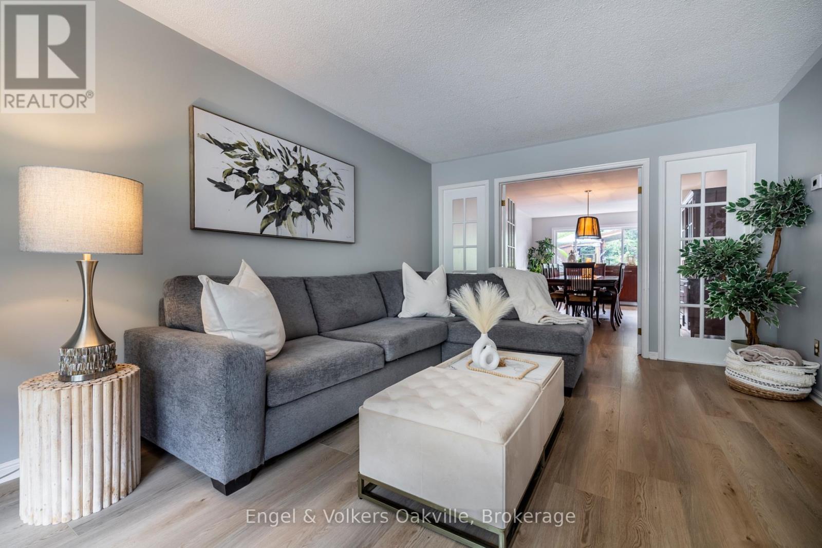 1181 Grange Road, Oakville (fa Falgarwood), Ontario