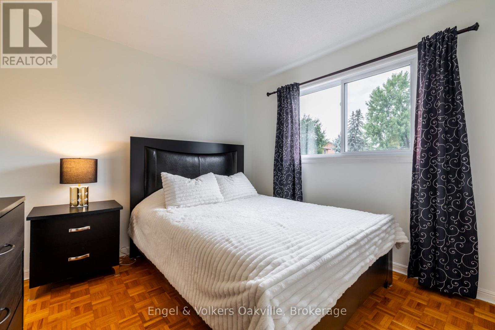 1181 Grange Road, Oakville (fa Falgarwood), Ontario
