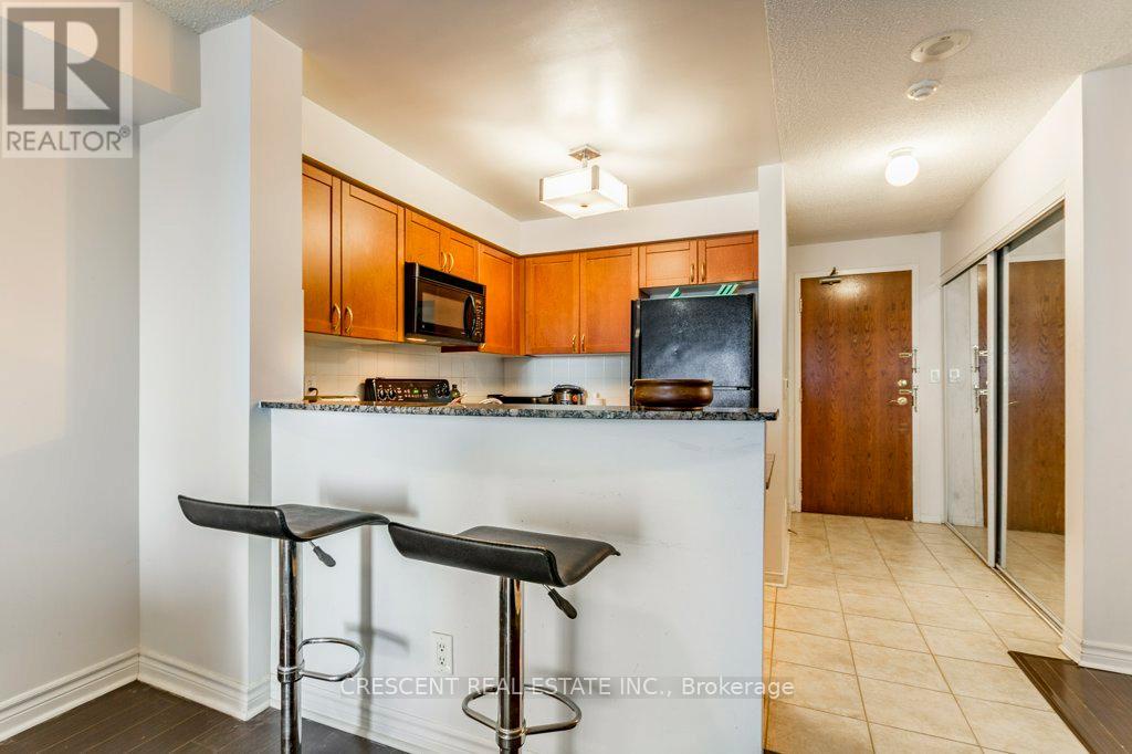 1106 - 9 Michael Power Place, Toronto (islington-city Centre West), Ontario