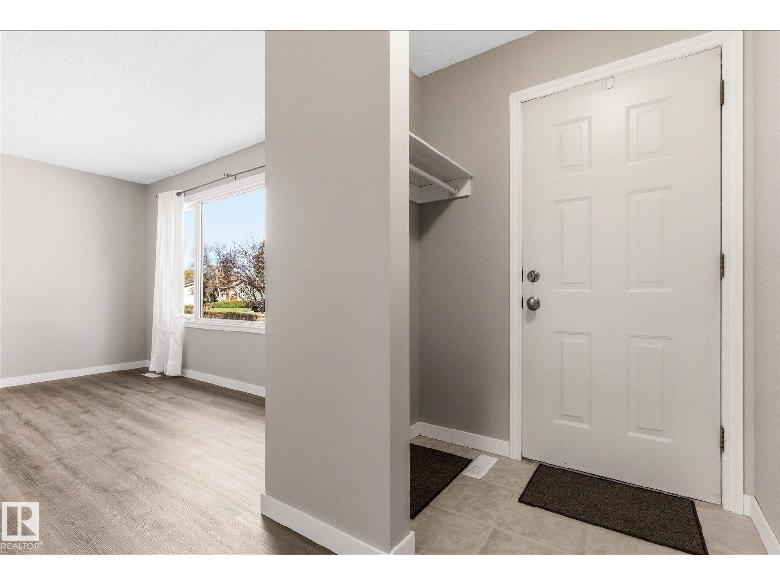 7929 95b Av, Fort Saskatchewan, Alberta