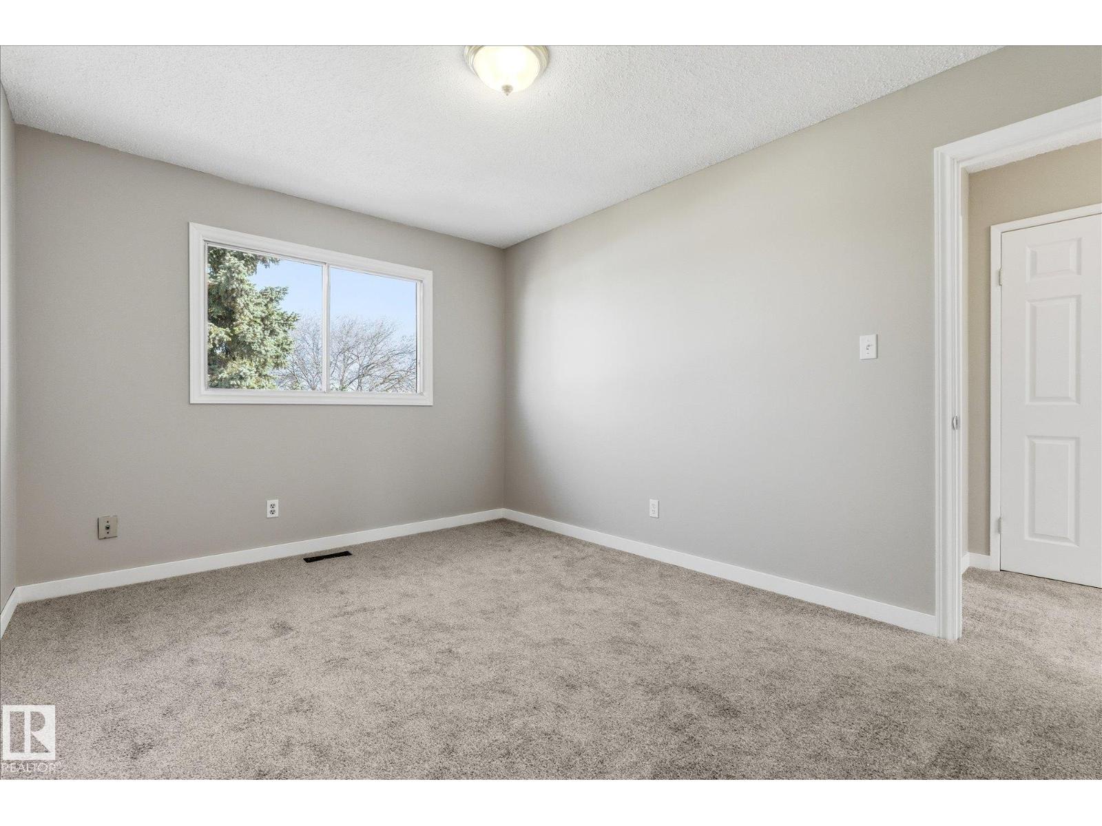 7929 95b Av, Fort Saskatchewan, Alberta