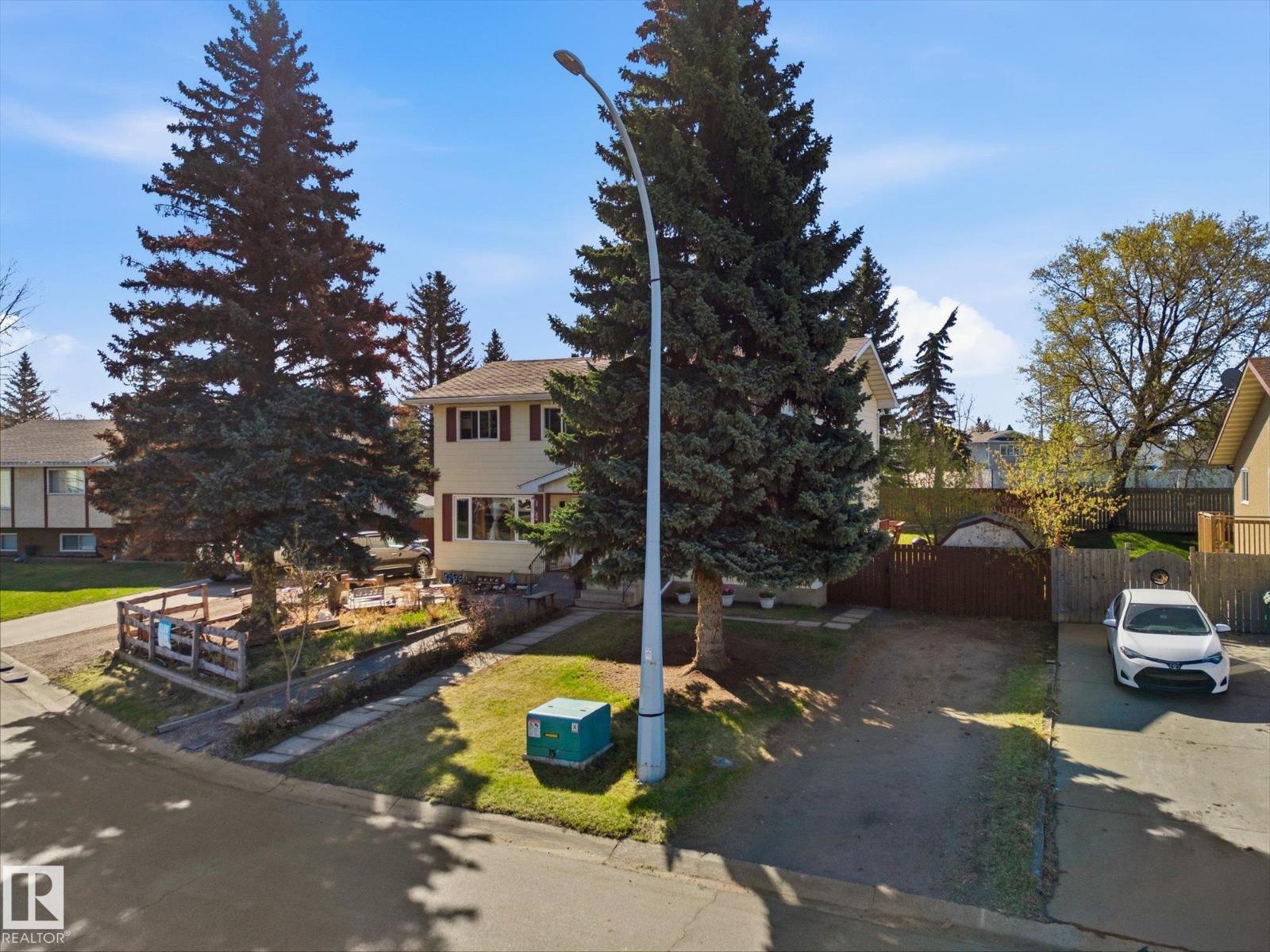 7929 95b Av, Fort Saskatchewan, Alberta