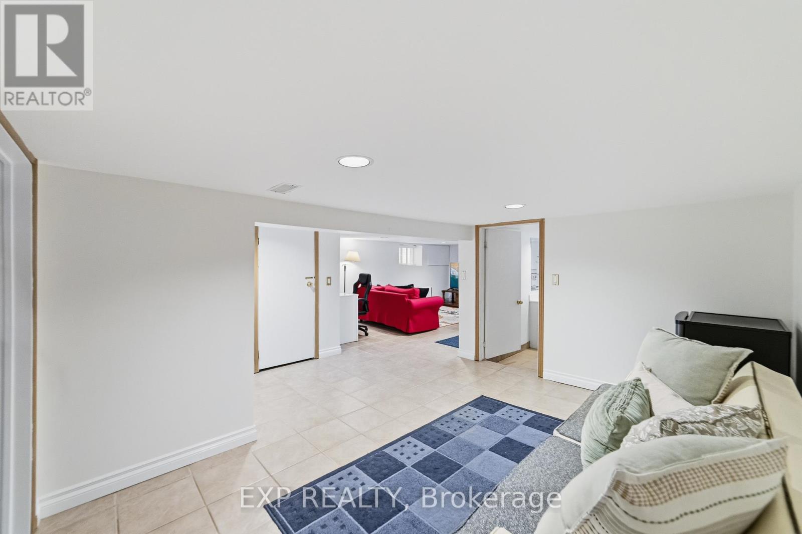 42 Clissold Road N, Toronto (islington-city Centre West), Ontario