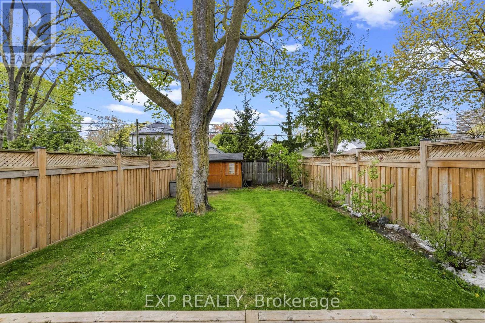 42 Clissold Road N, Toronto (islington-city Centre West), Ontario