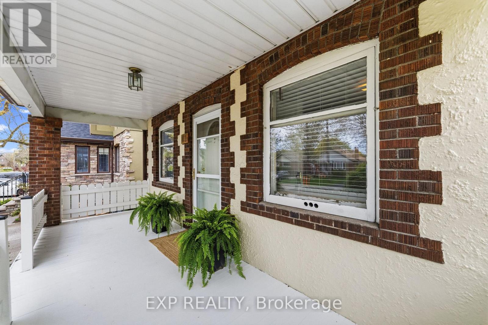 42 Clissold Road N, Toronto (islington-city Centre West), Ontario