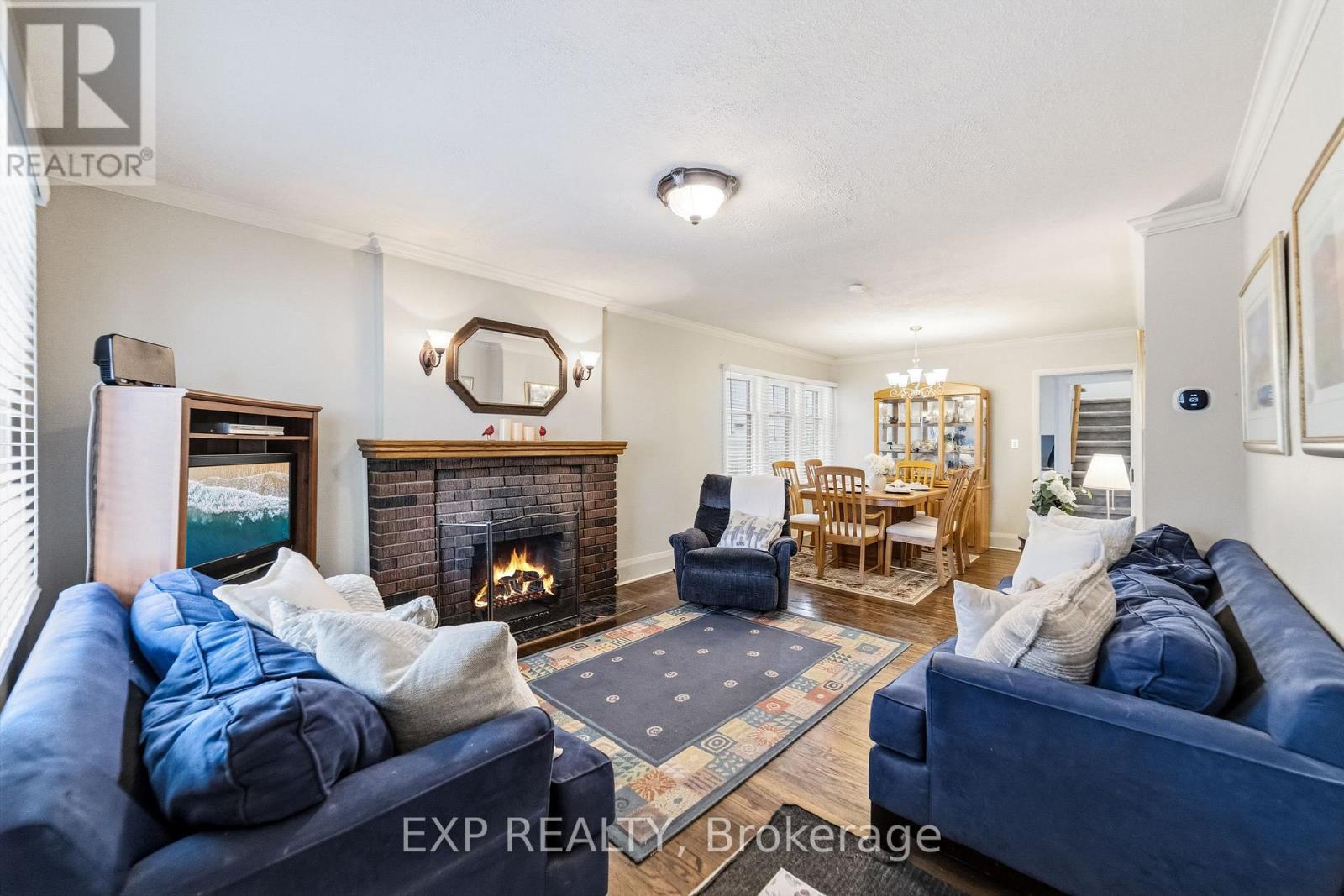 42 Clissold Road N, Toronto (islington-city Centre West), Ontario