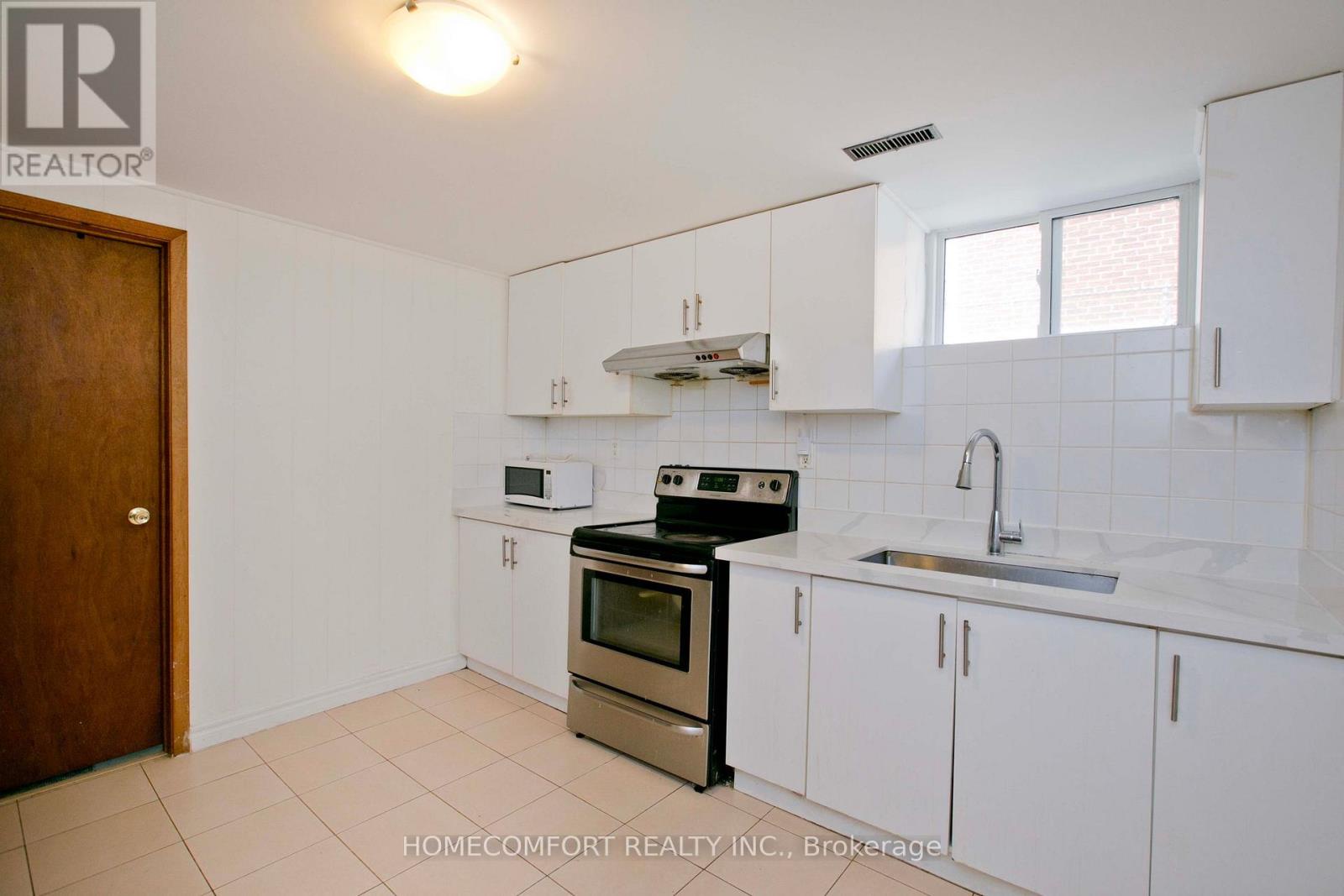 19 Oldborough Circle, Toronto (don Valley Village), Ontario