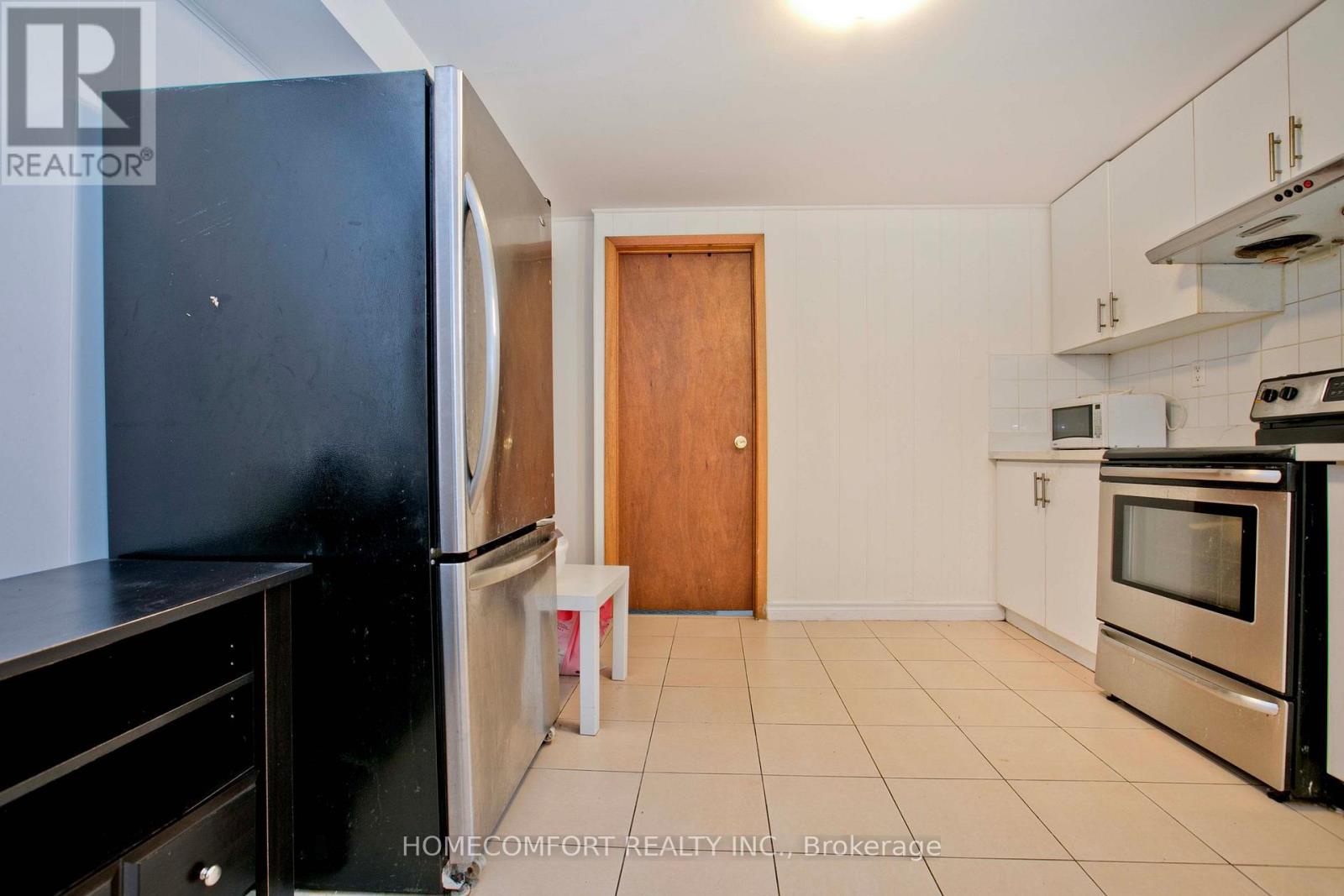19 Oldborough Circle, Toronto (don Valley Village), Ontario