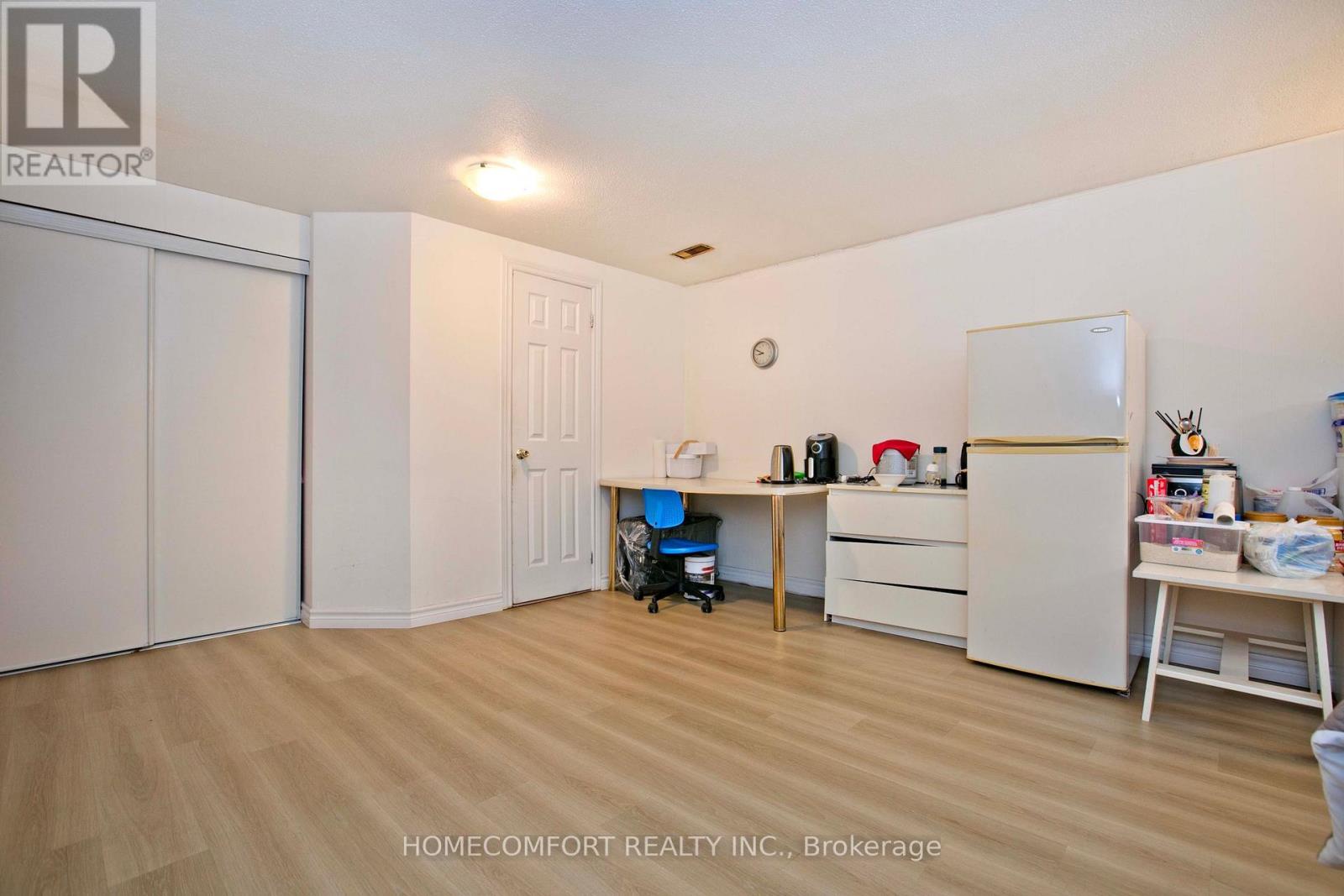 19 Oldborough Circle, Toronto (don Valley Village), Ontario