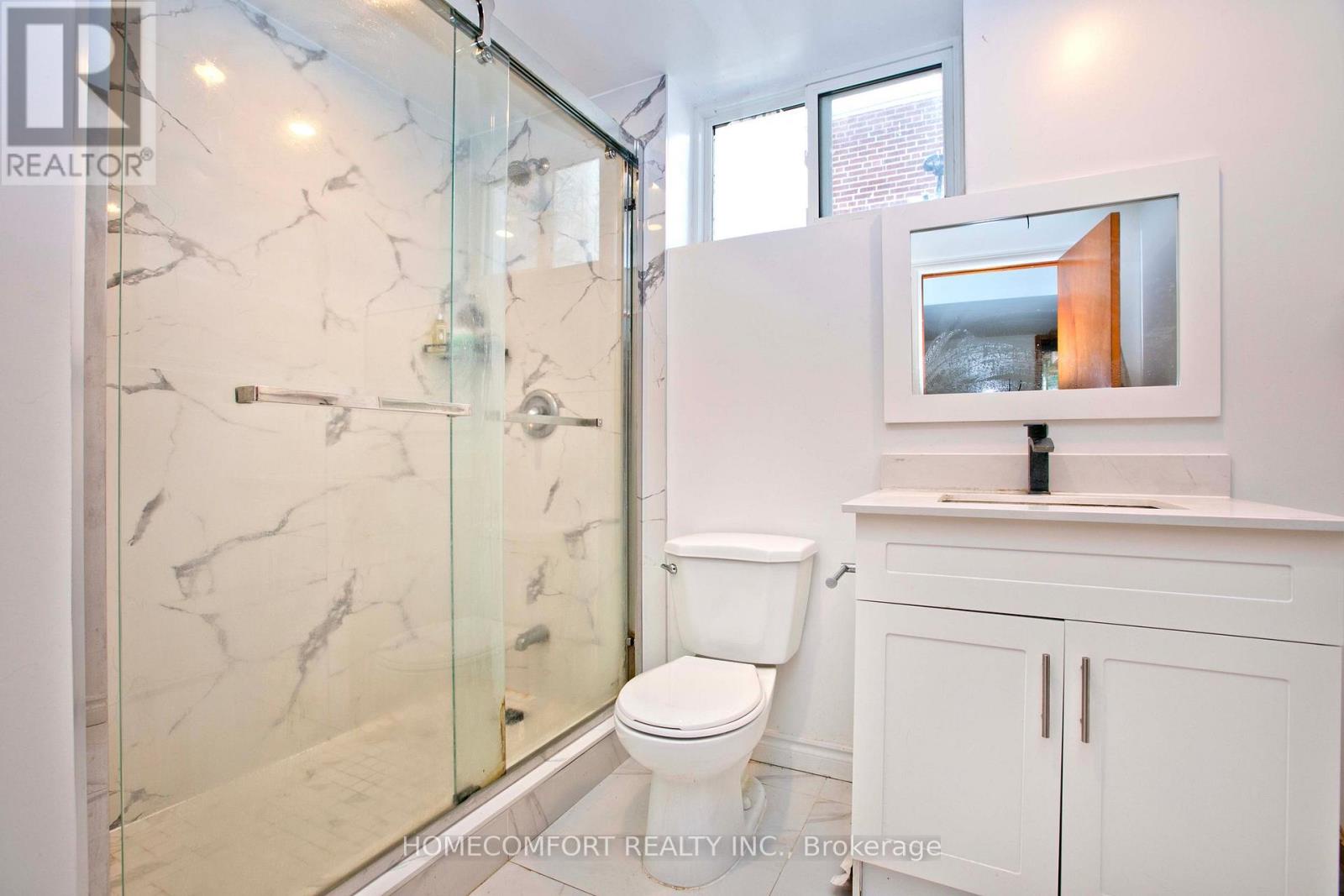 19 Oldborough Circle, Toronto (don Valley Village), Ontario