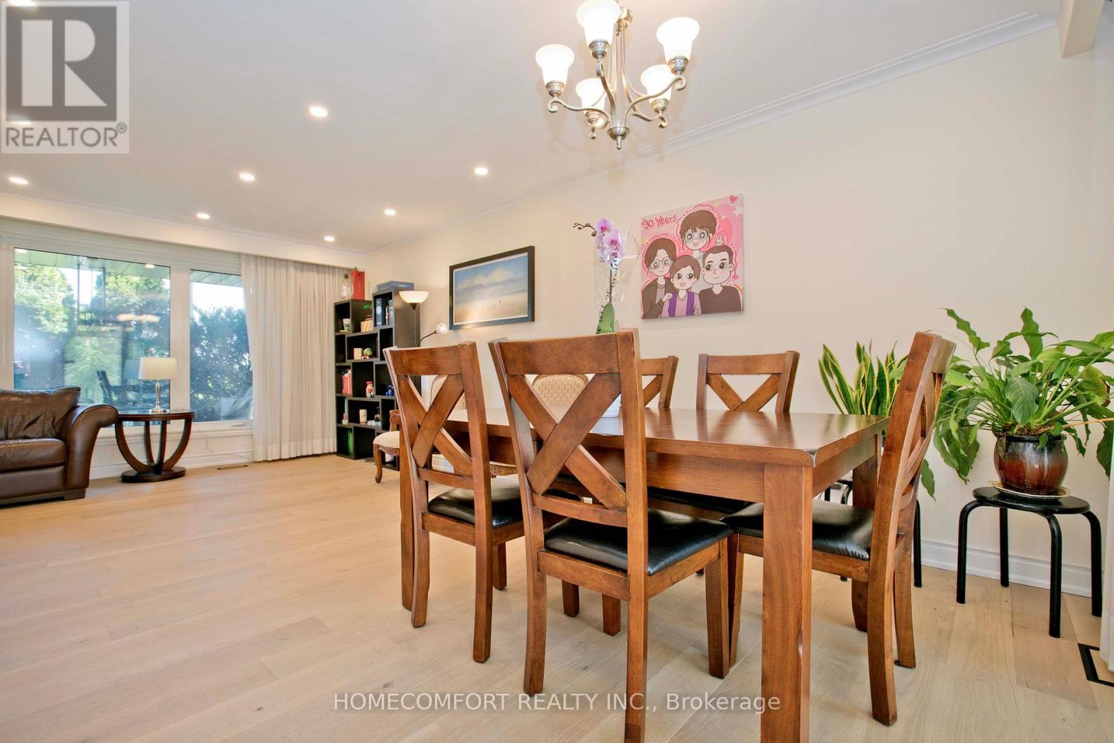 19 Oldborough Circle, Toronto (don Valley Village), Ontario