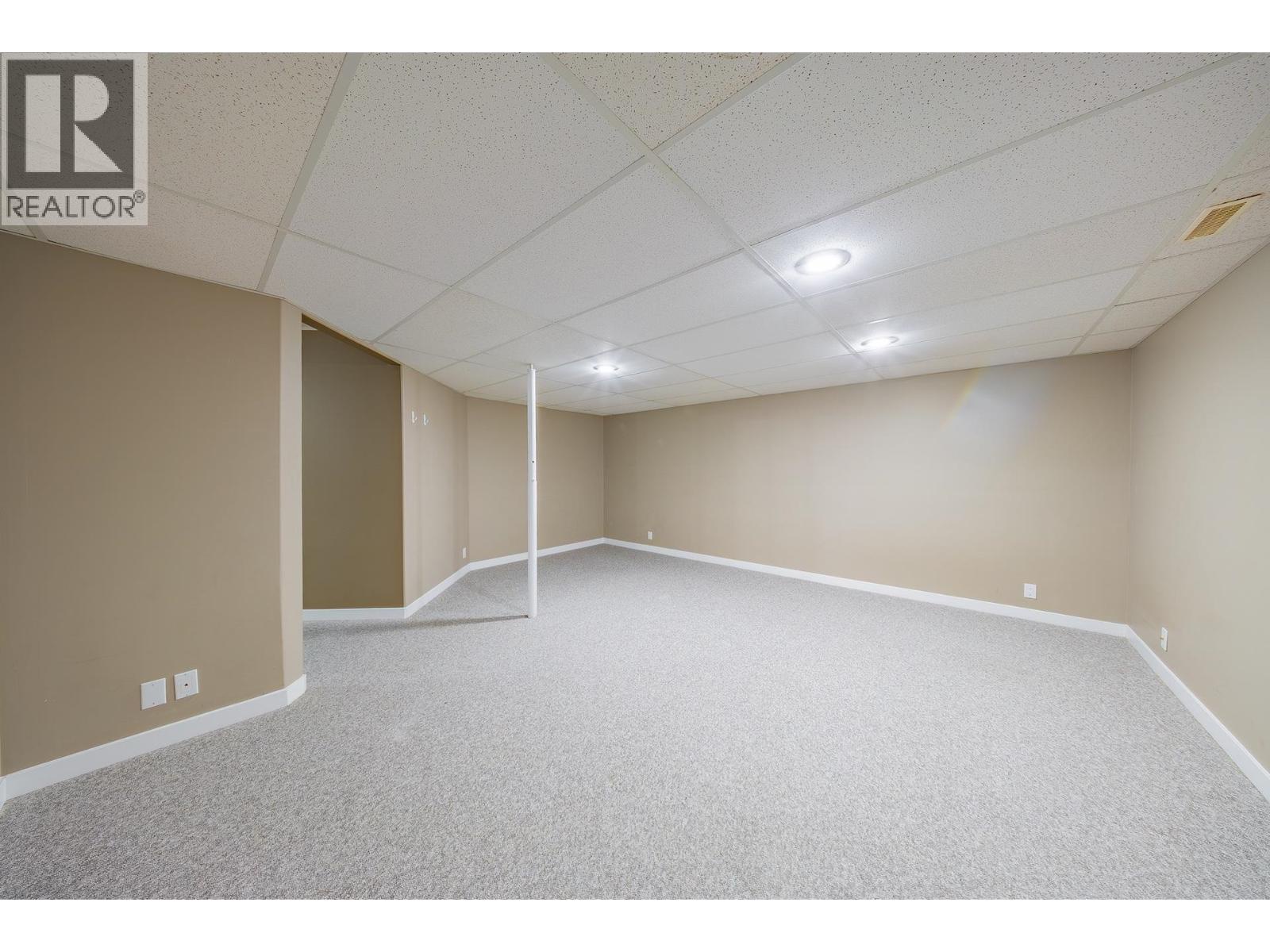 A 10007 111 Avenue, Fort St. John, British Columbia