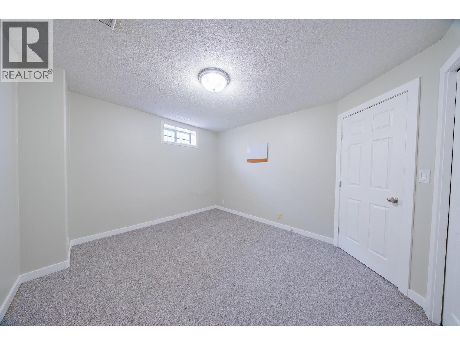 A 10007 111 Avenue, Fort St. John, British Columbia