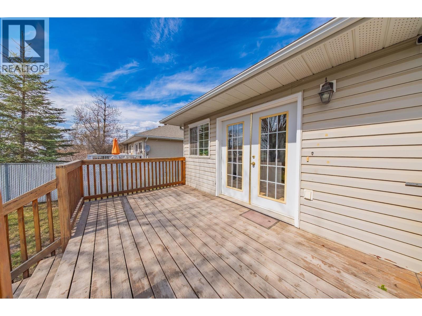 A 10007 111 Avenue, Fort St. John, British Columbia