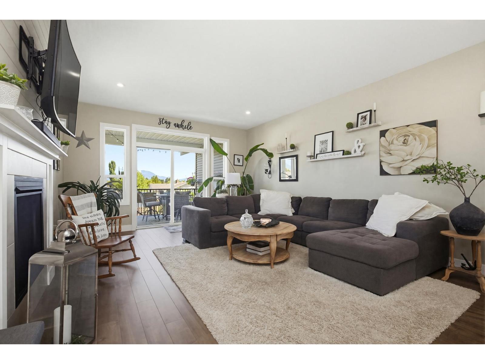 46143 Hope River Road, Chilliwack, British Columbia