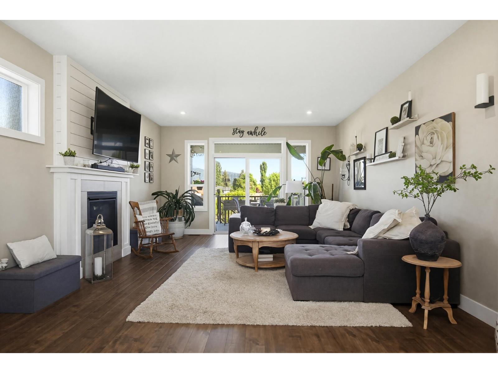 46143 Hope River Road, Chilliwack, British Columbia