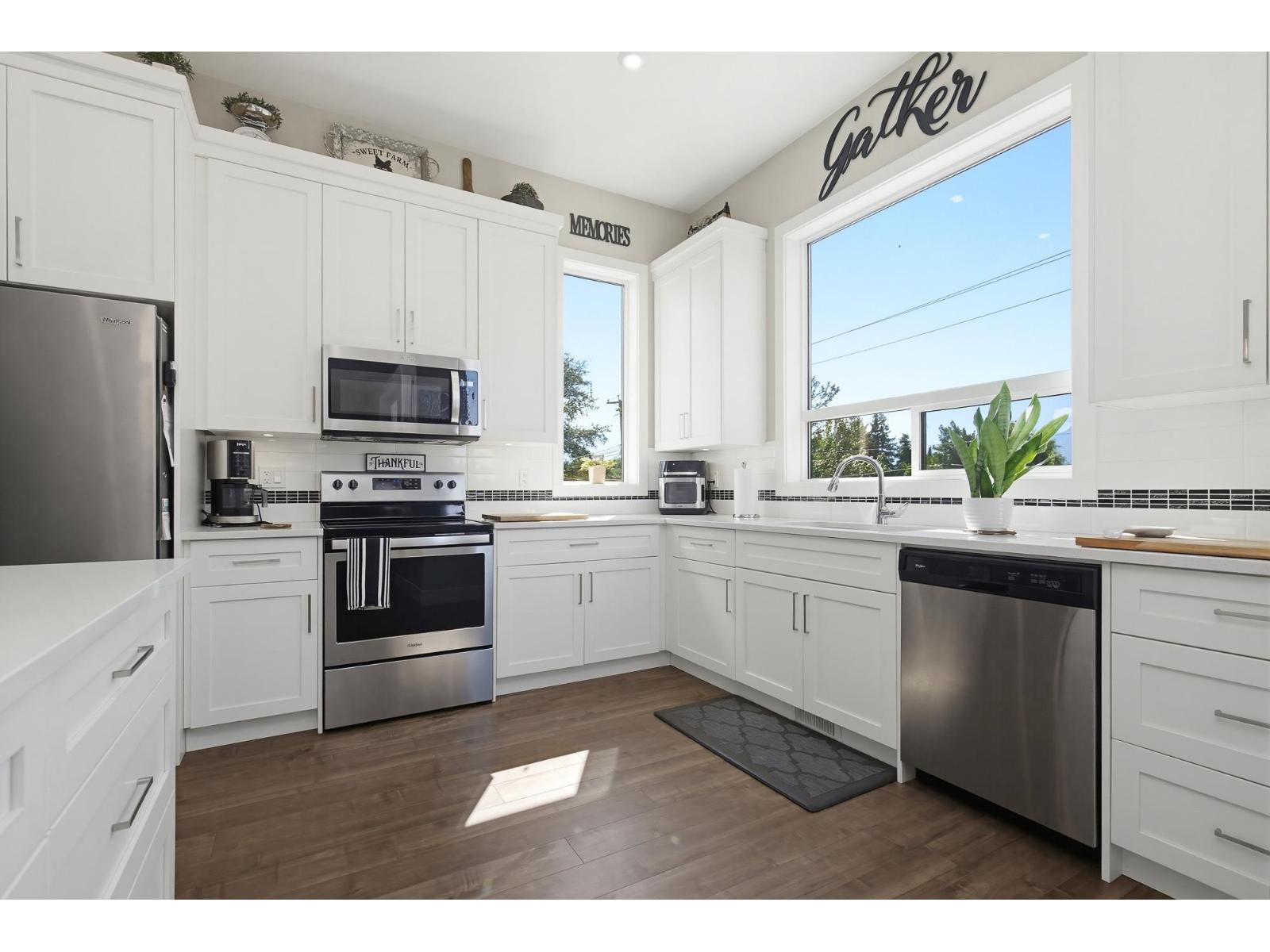 46143 Hope River Road, Chilliwack, British Columbia