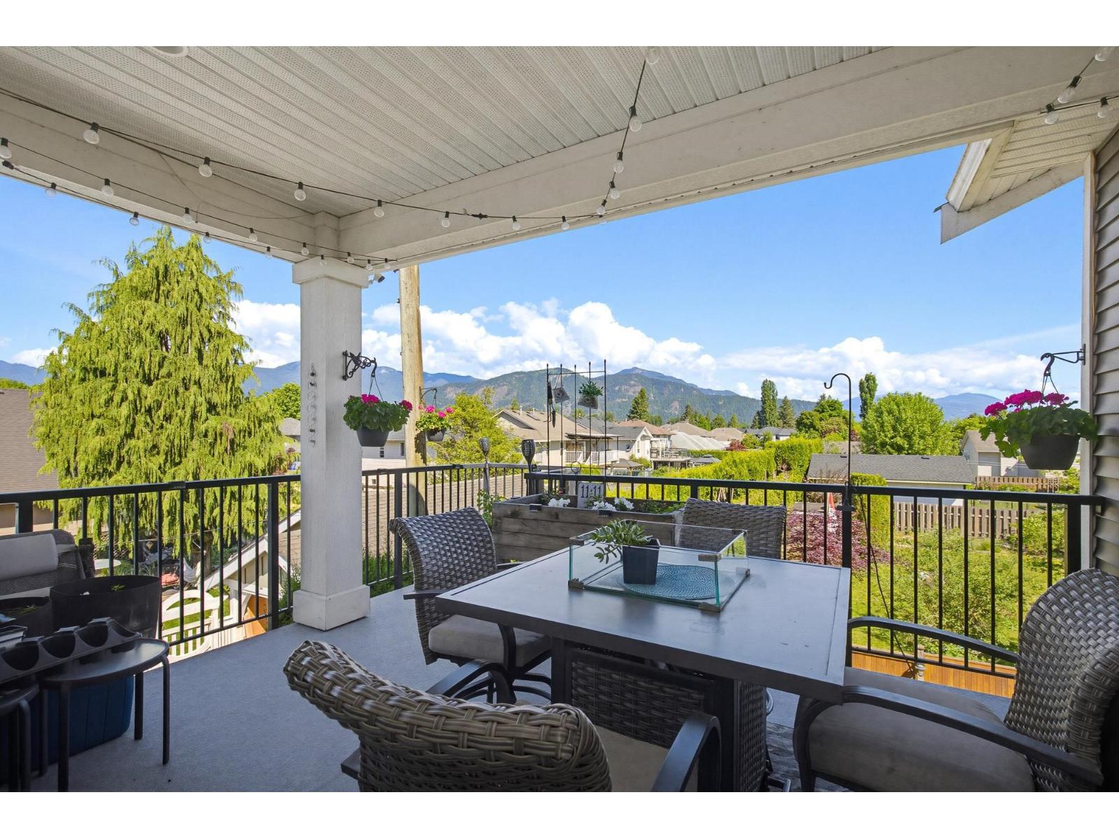 46143 Hope River Road, Chilliwack, British Columbia