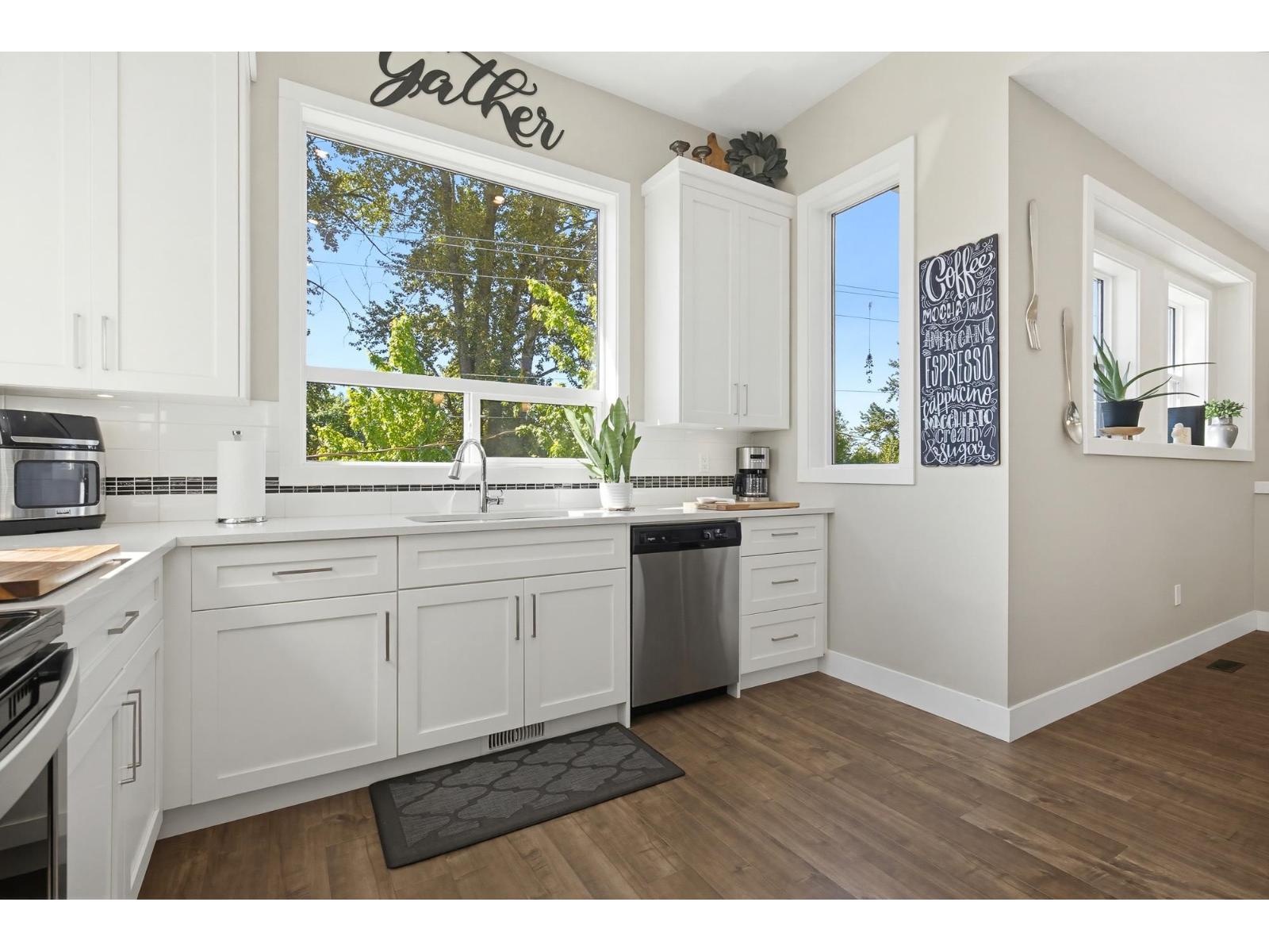 46143 Hope River Road, Chilliwack, British Columbia