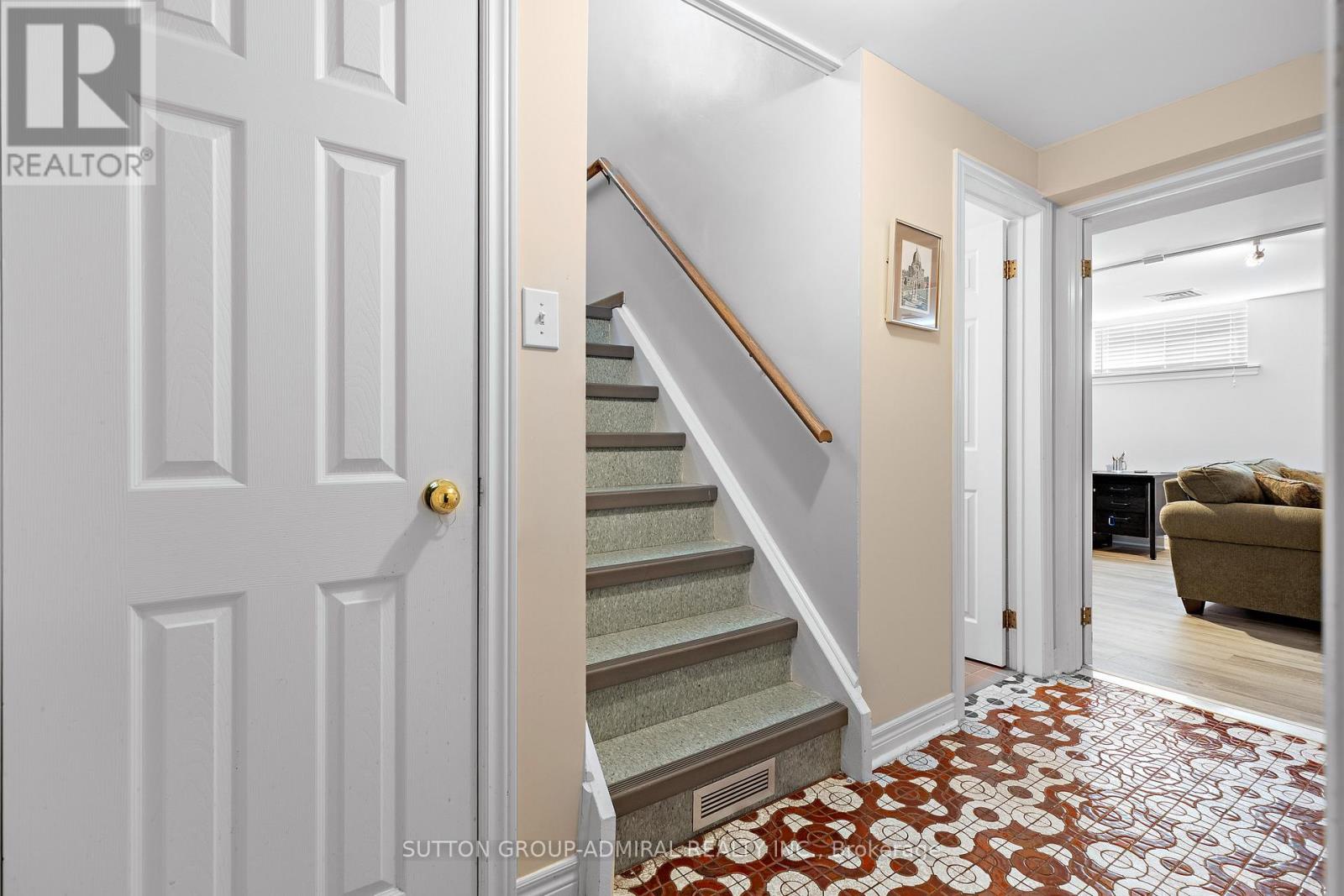 230 Derrydown Road, Toronto (york University Heights), Ontario
