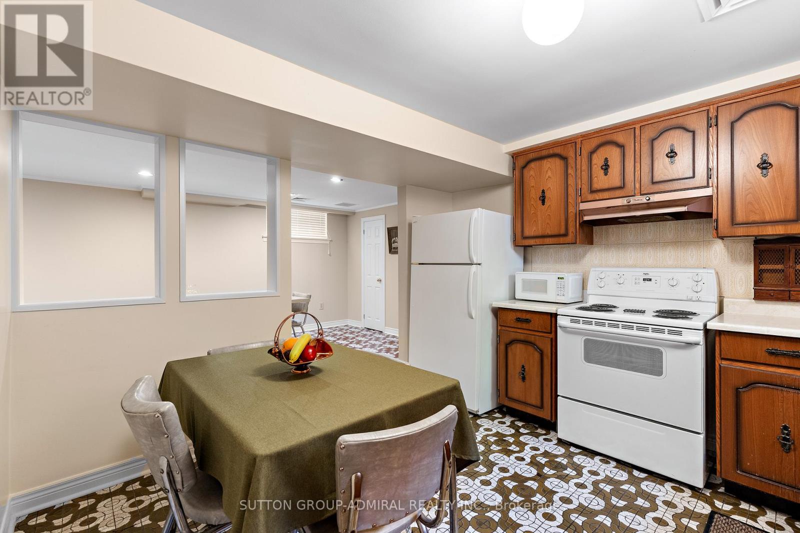 230 Derrydown Road, Toronto (york University Heights), Ontario