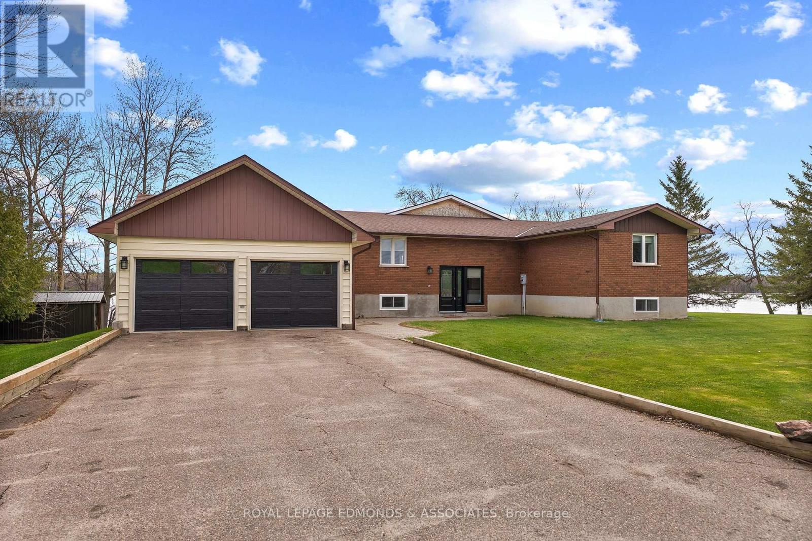 160 Lacroix Bay Road, Whitewater Region, Ontario
