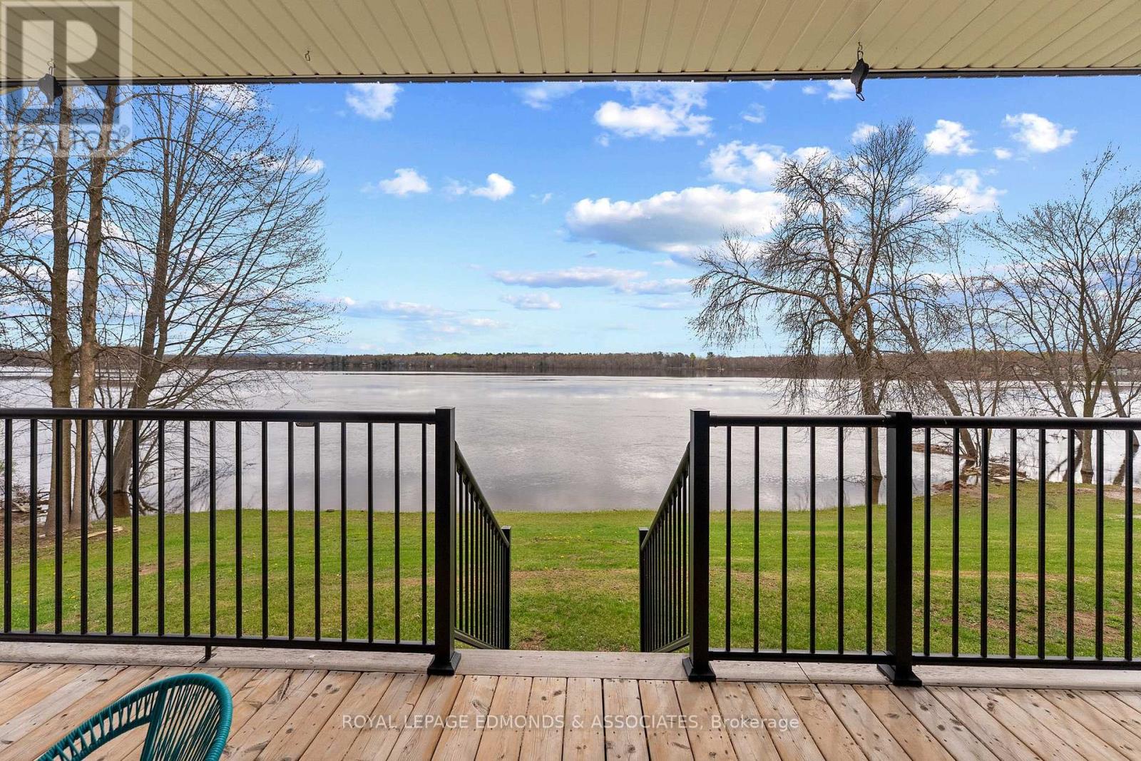 160 Lacroix Bay Road, Whitewater Region, Ontario