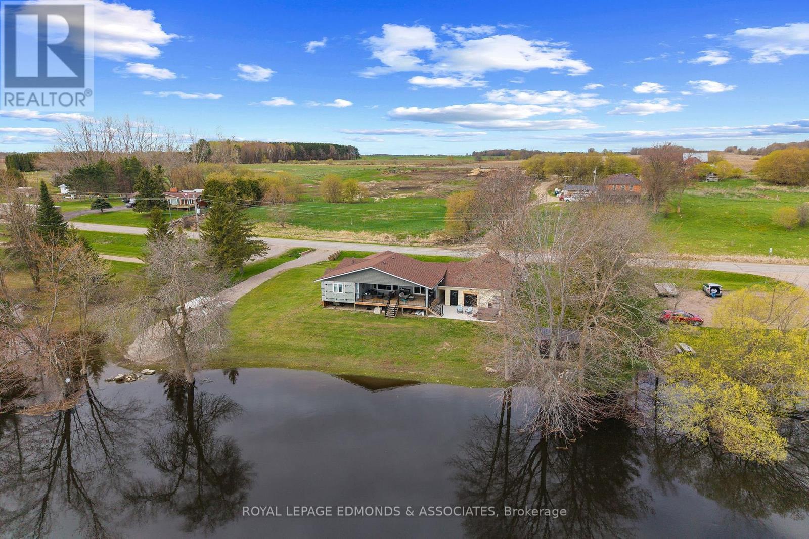 160 Lacroix Bay Road, Whitewater Region, Ontario