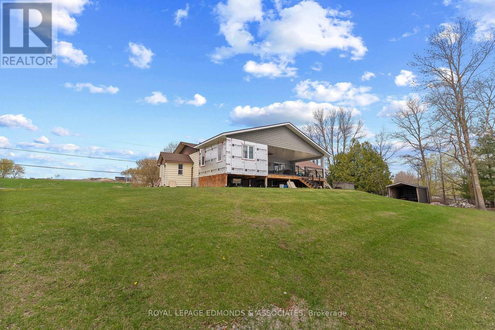160 Lacroix Bay Road, Whitewater Region, Ontario