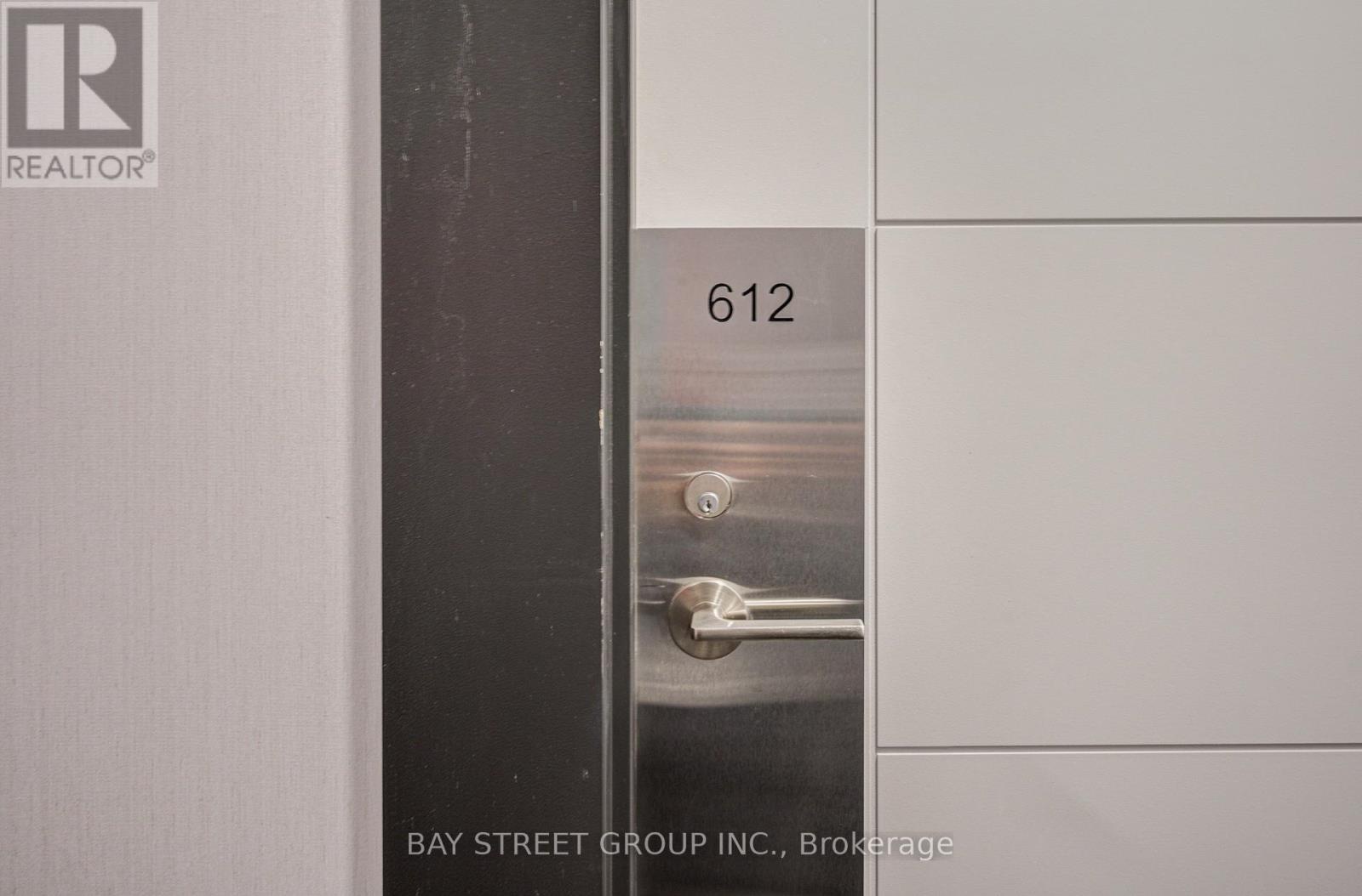 612 - 203 College Street, Toronto (kensington-chinatown), Ontario