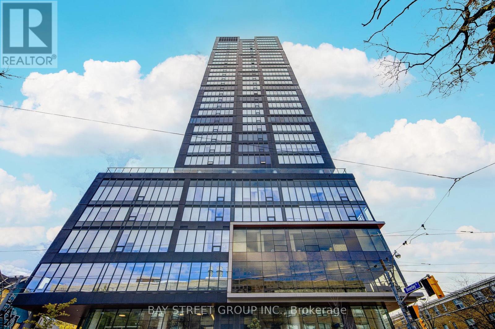 612 - 203 College Street, Toronto (kensington-chinatown), Ontario