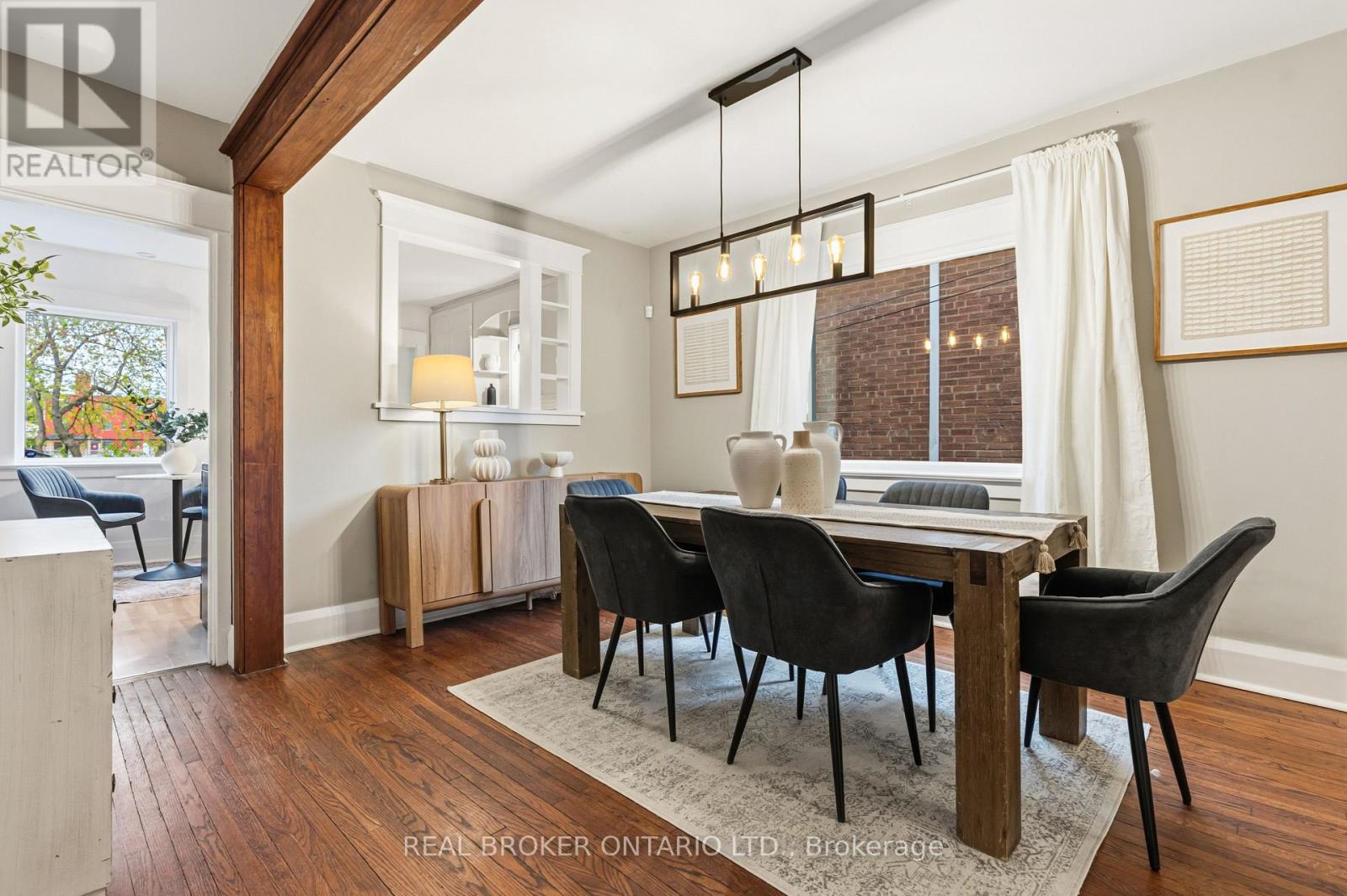 136 Blantyre Avenue, Toronto (the Beaches), Ontario