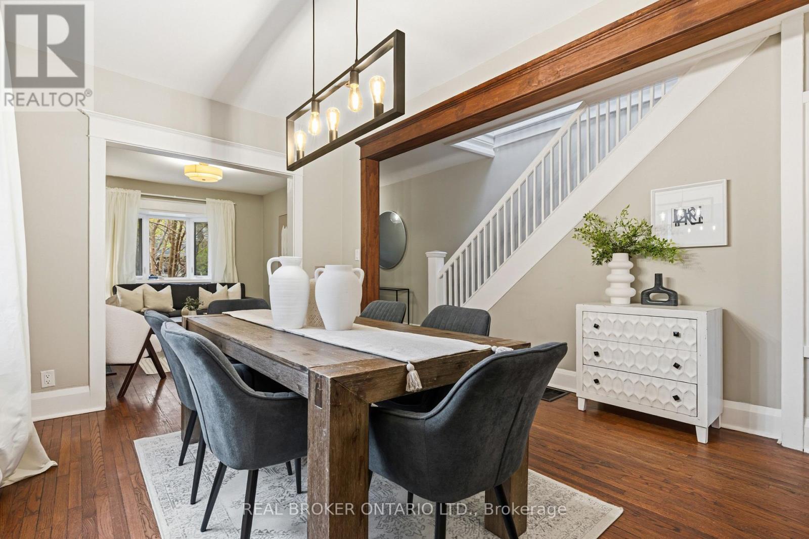 136 Blantyre Avenue, Toronto (the Beaches), Ontario