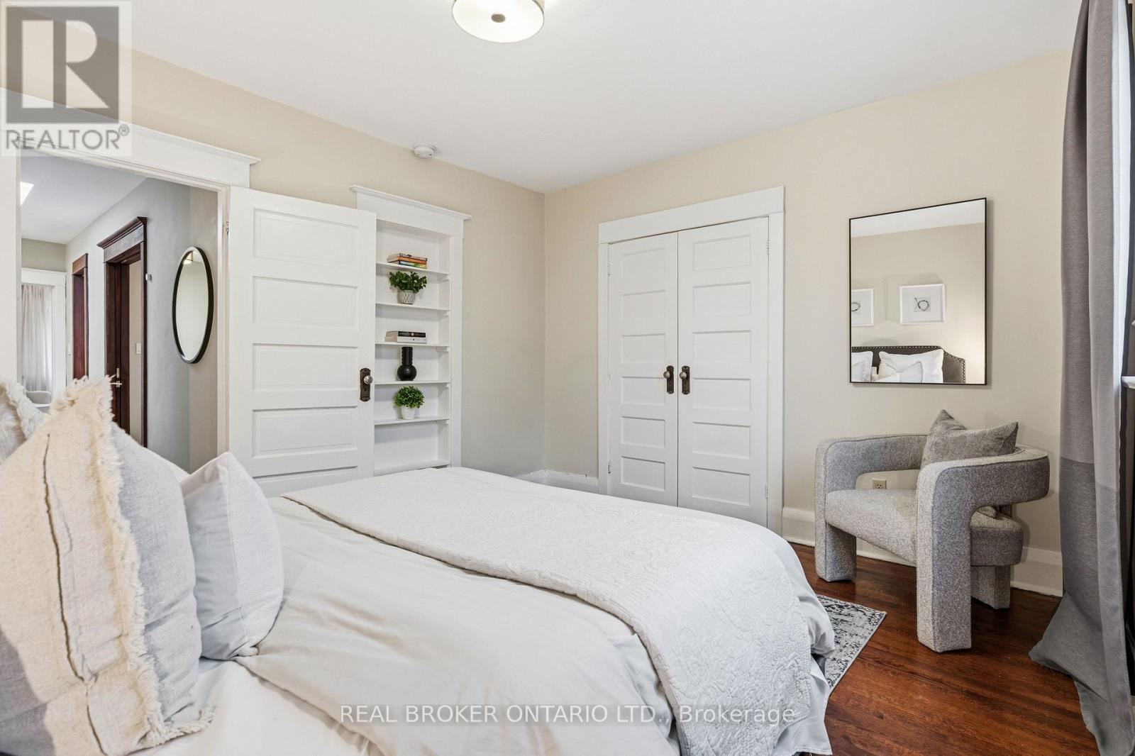 136 Blantyre Avenue, Toronto (the Beaches), Ontario