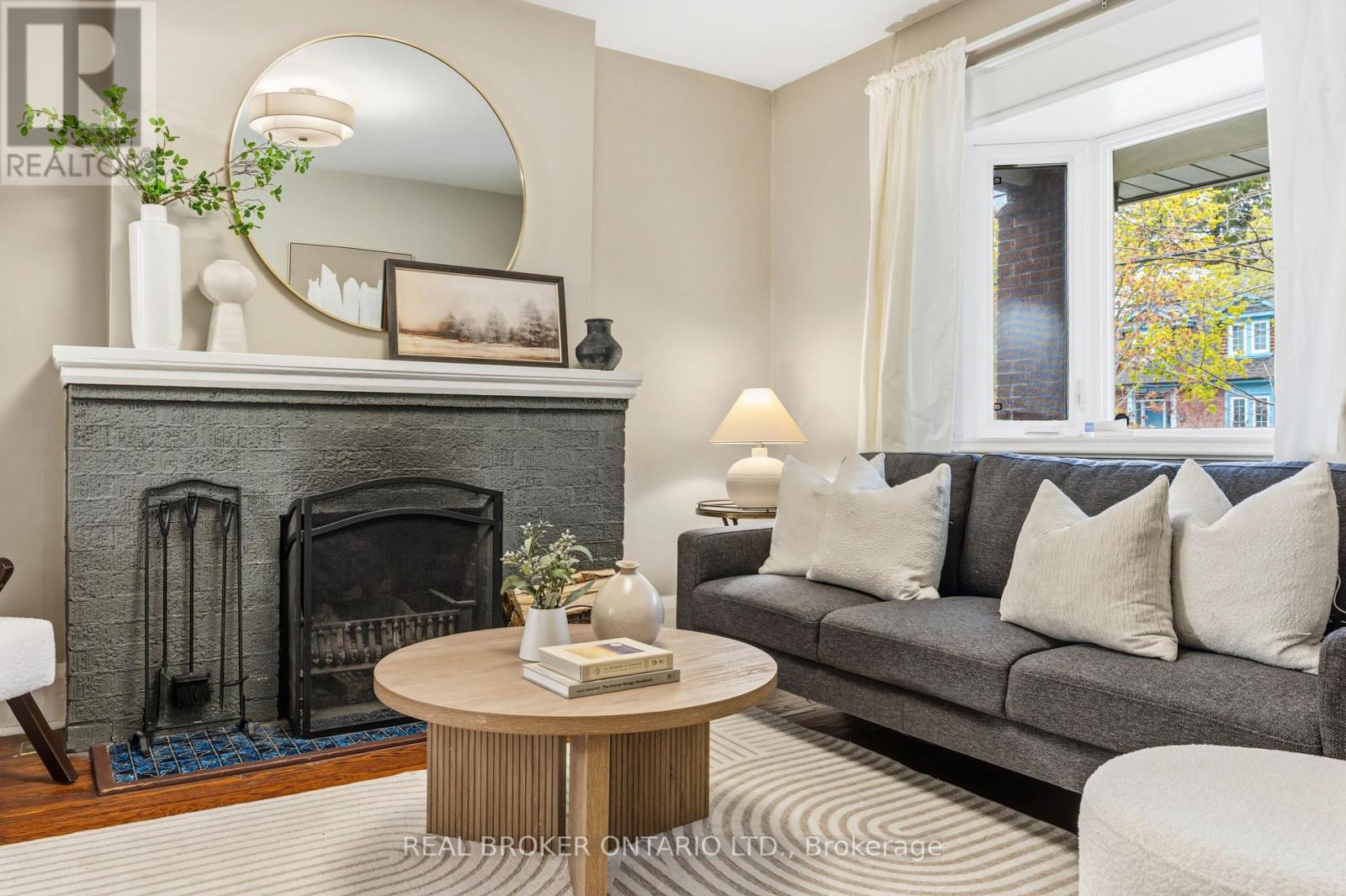 136 Blantyre Avenue, Toronto (the Beaches), Ontario