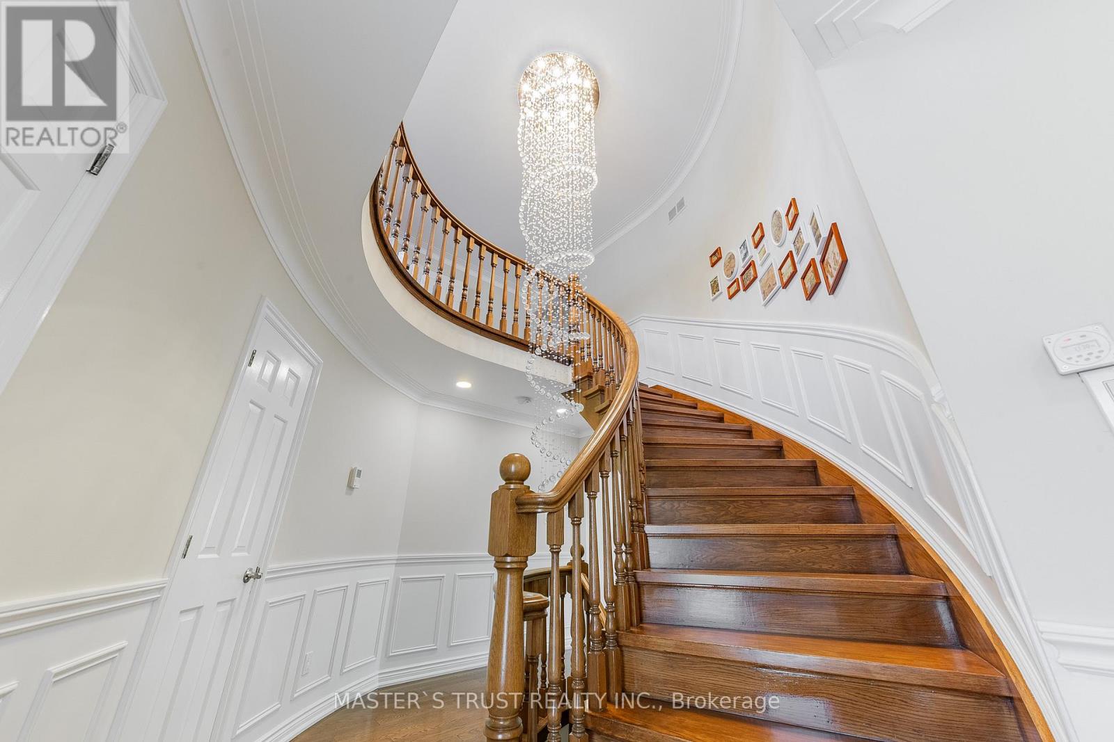 243 Burbank Drive, Toronto (bayview Village), Ontario