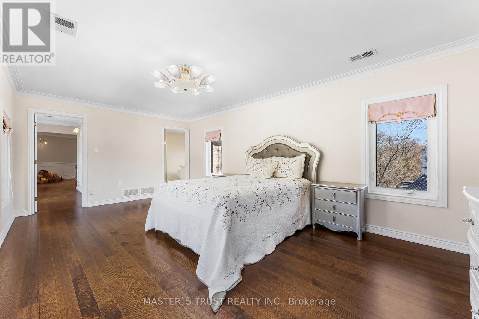 243 Burbank Drive, Toronto (bayview Village), Ontario