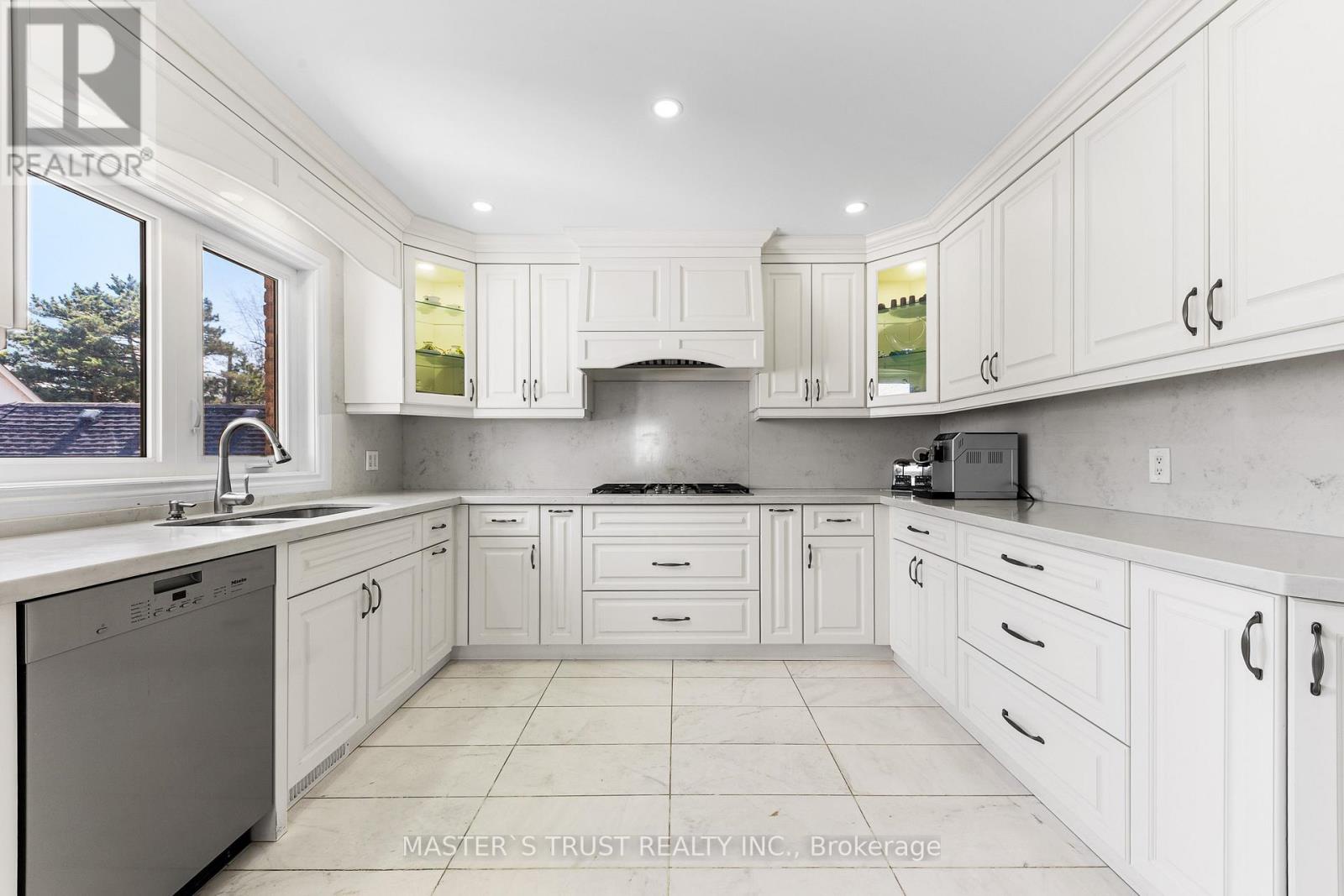 243 Burbank Drive, Toronto (bayview Village), Ontario