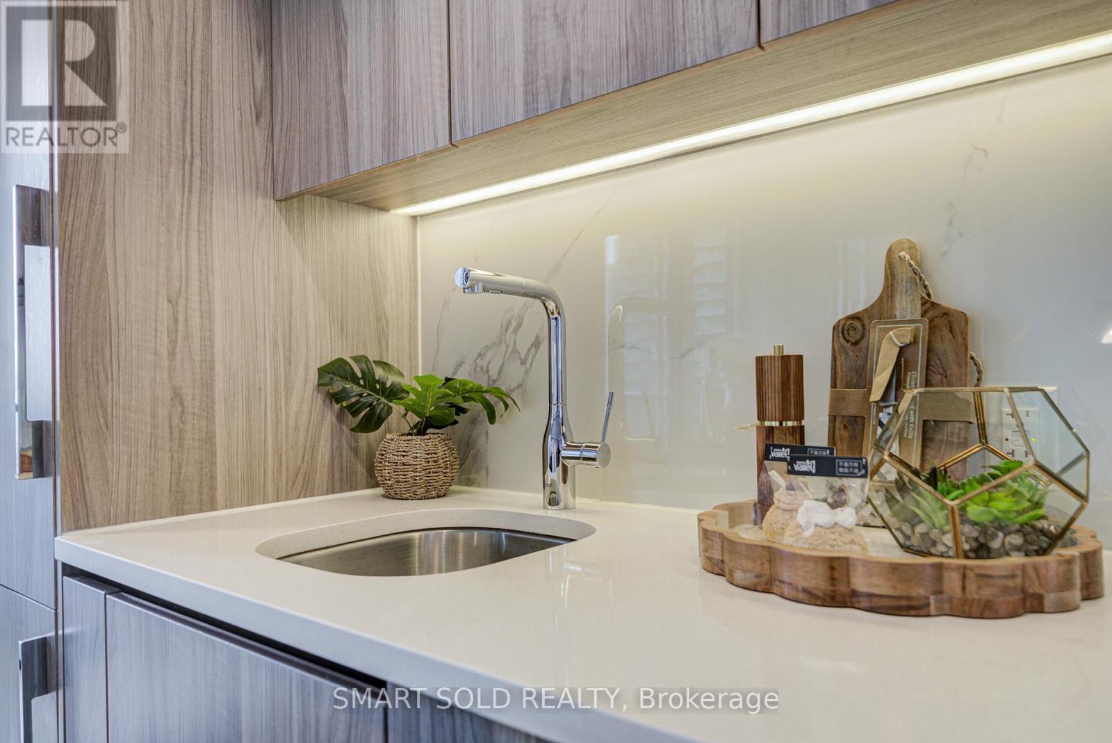 2507 - 38 Widmer Street, Toronto (waterfront Communities), Ontario